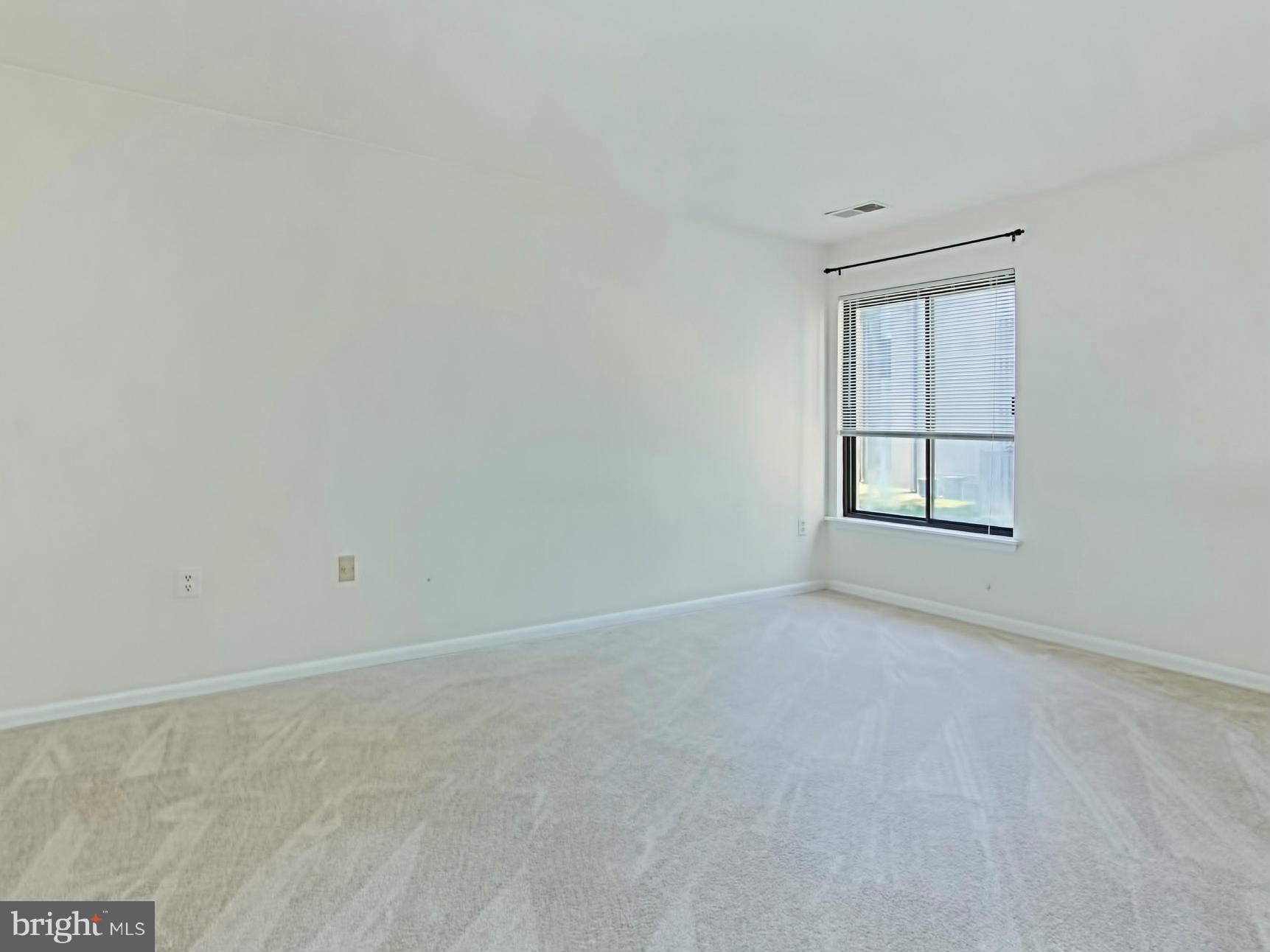 FAIRFIELD COMMONS - Residential