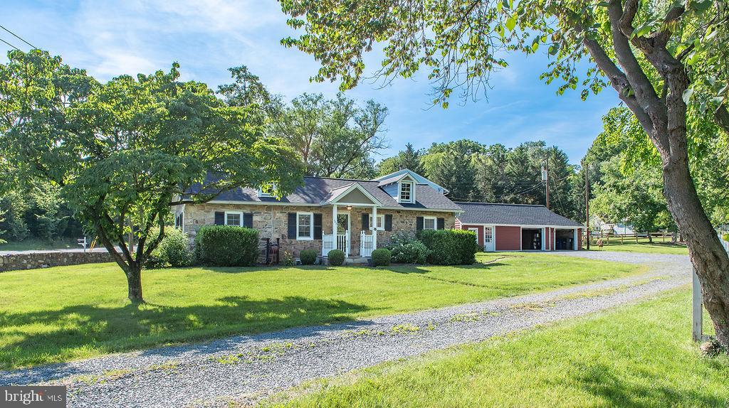 102 PHILLIPS COURT NW