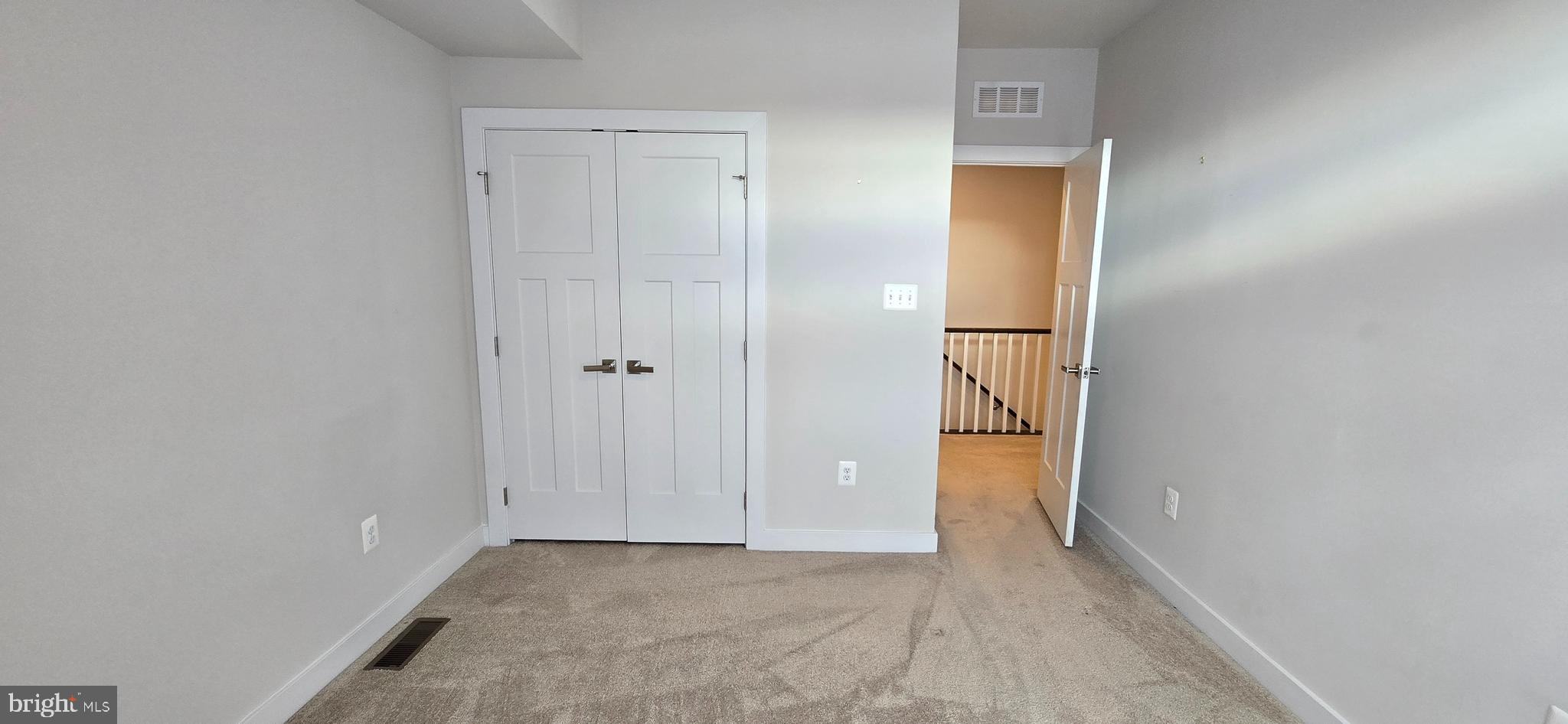 OAKDALE VILLAGE - Residential Lease