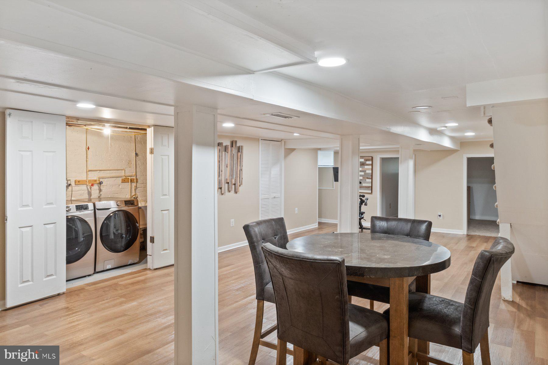 WAVERLY - Residential