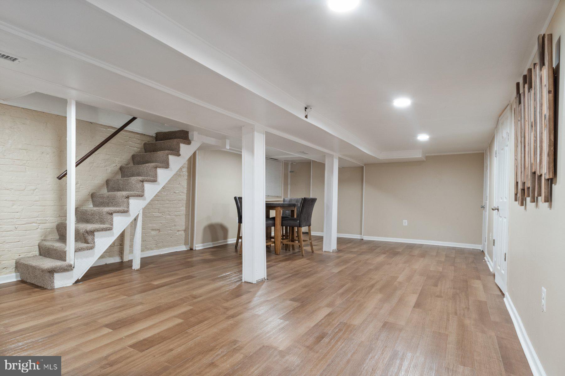 WAVERLY - Residential