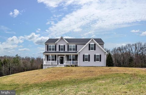 Homes For Sale - 3296 Downing Court<br/> King George County, KING GEORGE, VA 22485