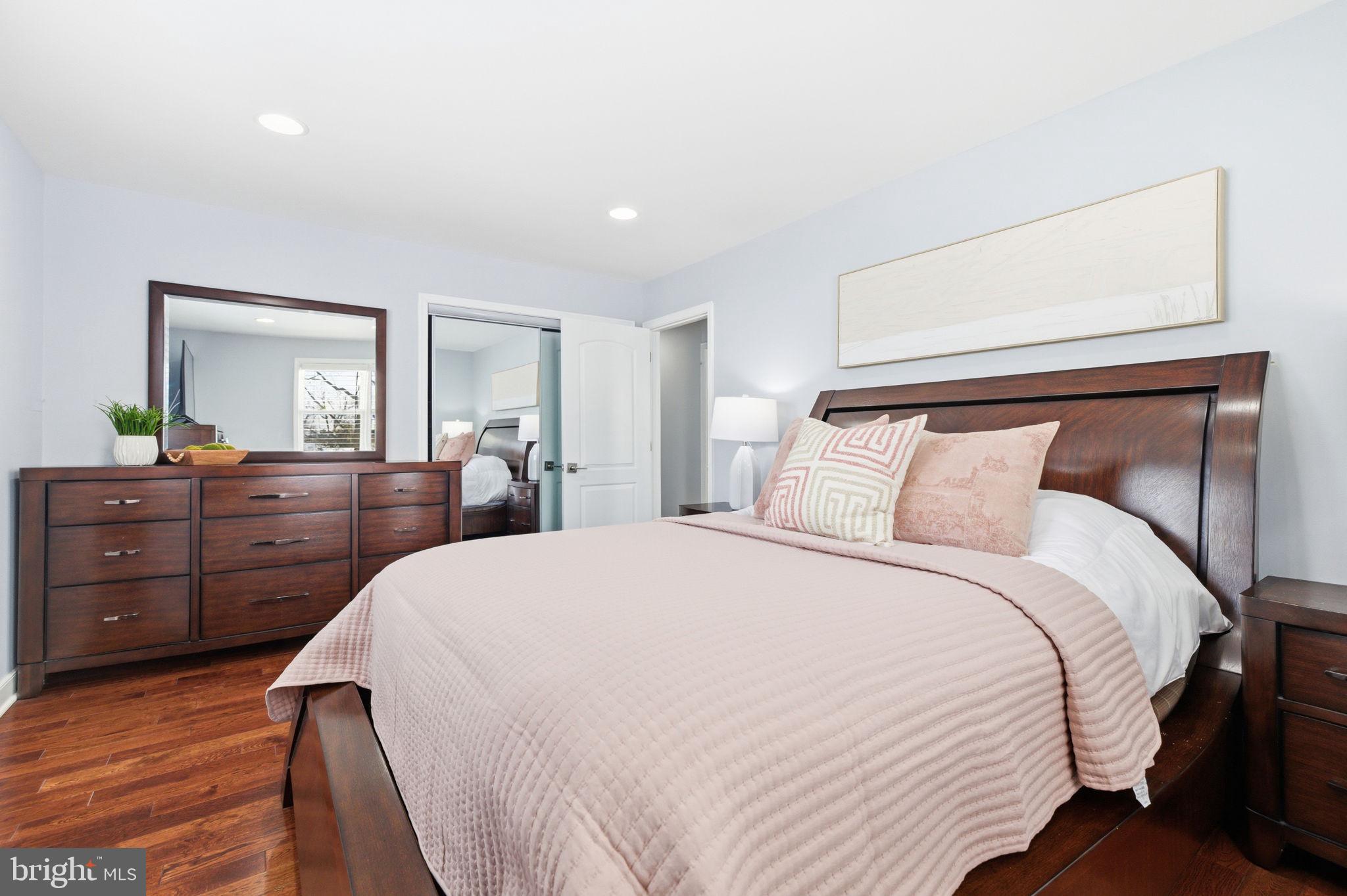 EDSALL PARK - Residential