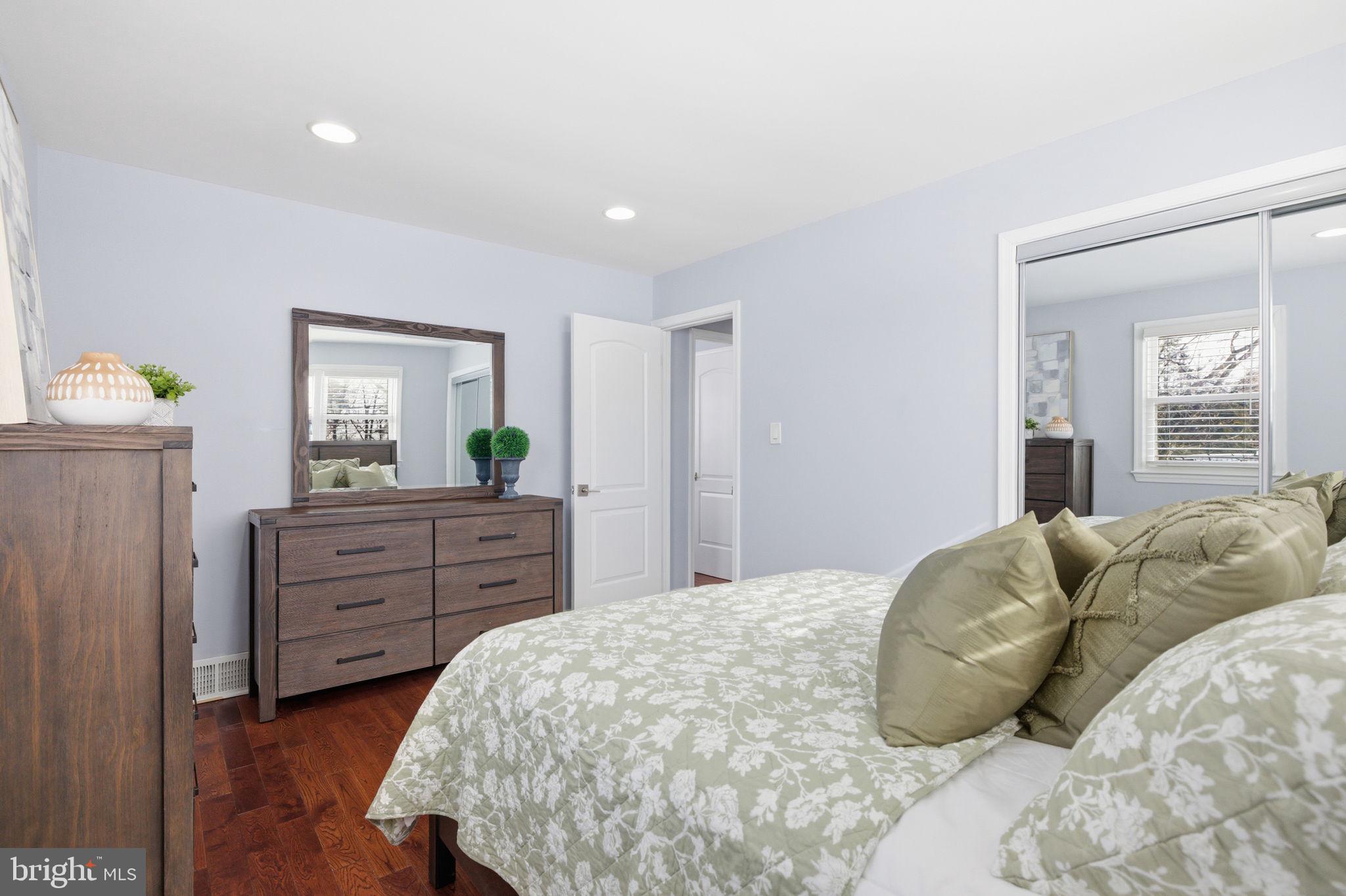 EDSALL PARK - Residential