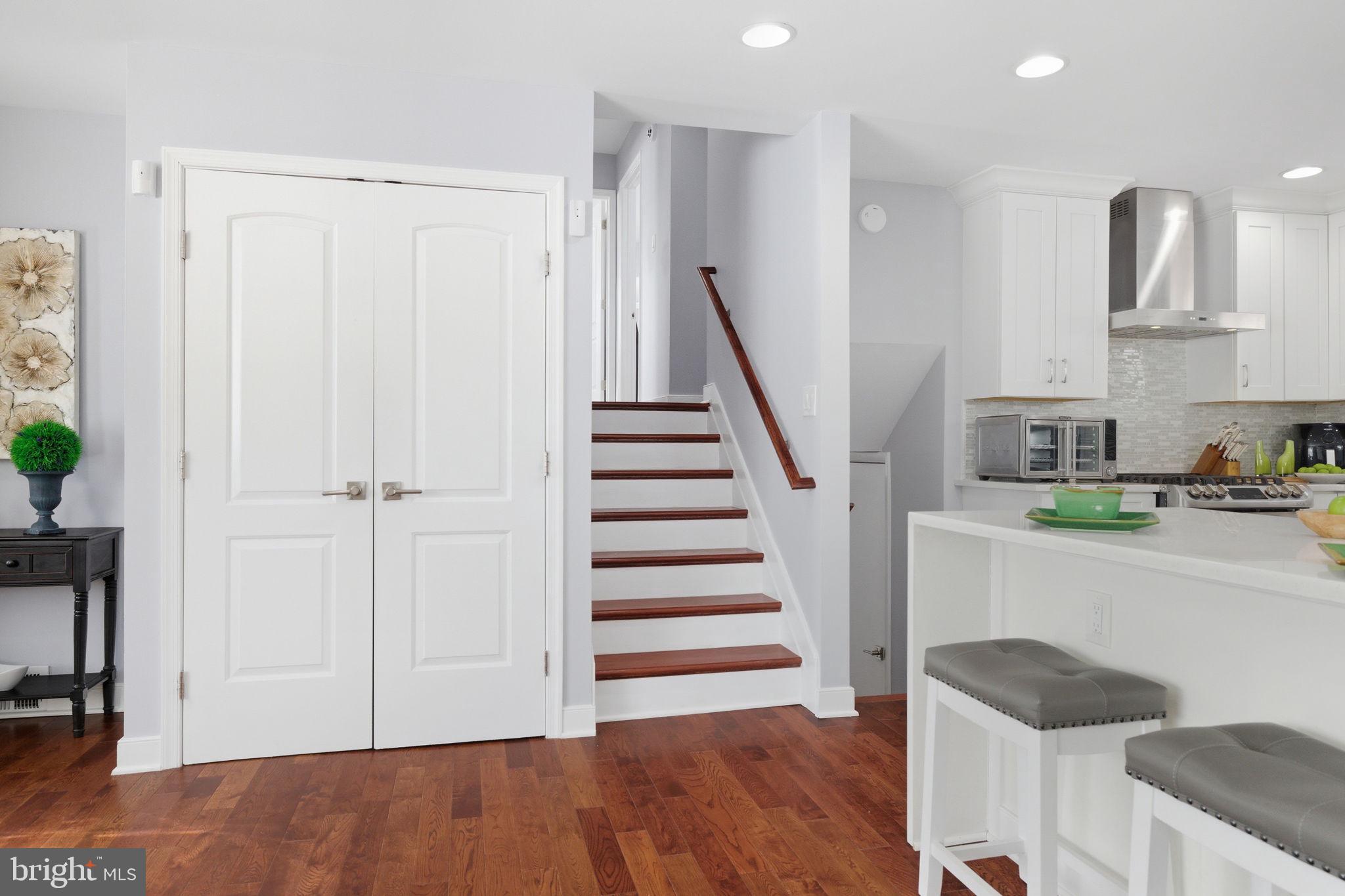 EDSALL PARK - Residential