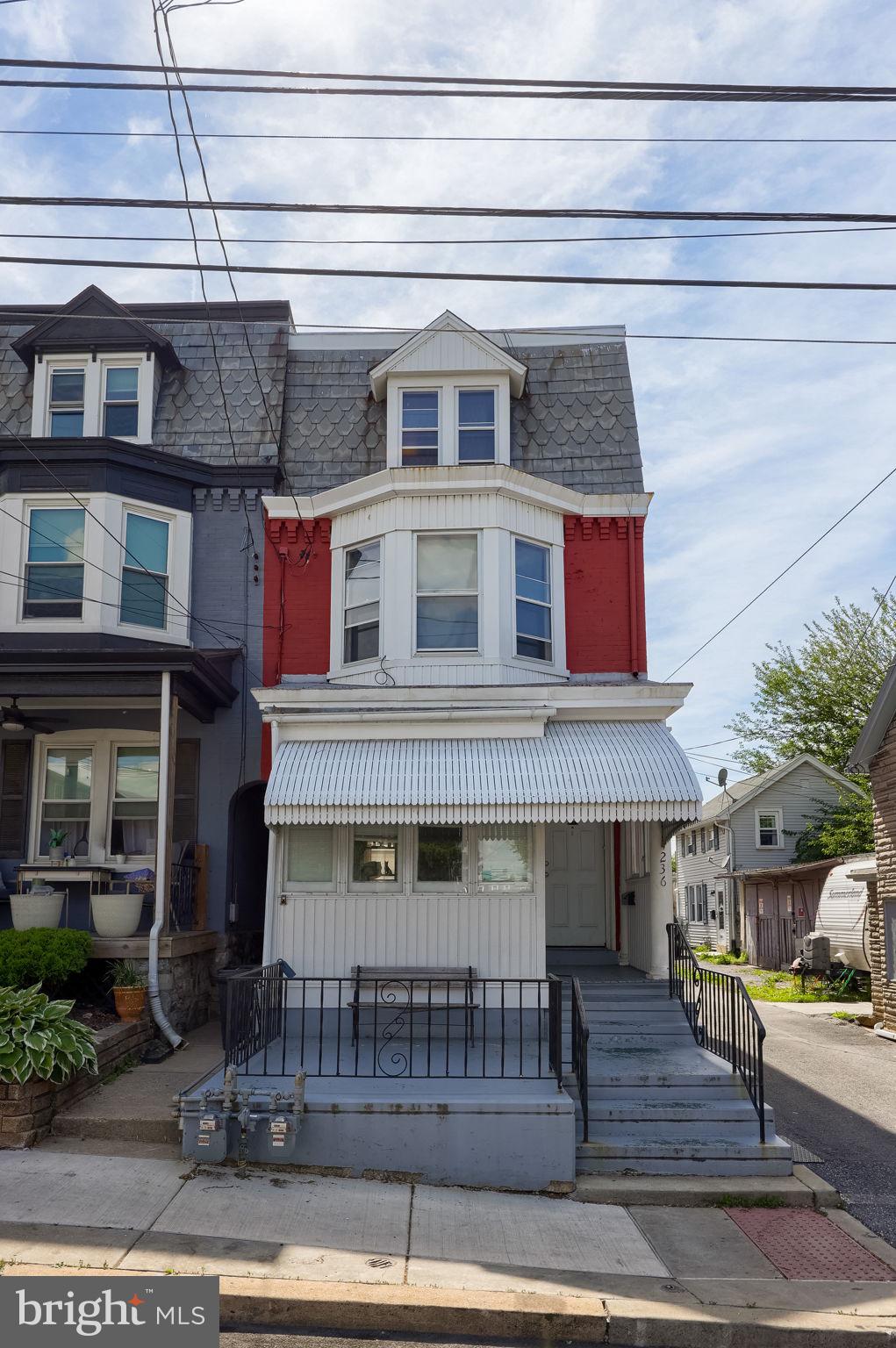 236 N FRANKLIN STREET