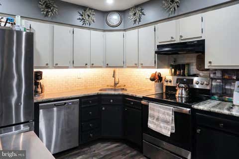 Condo For Sale - 76 W Bluebell Lane<br/> MOUNT LAUREL, NJ 08054