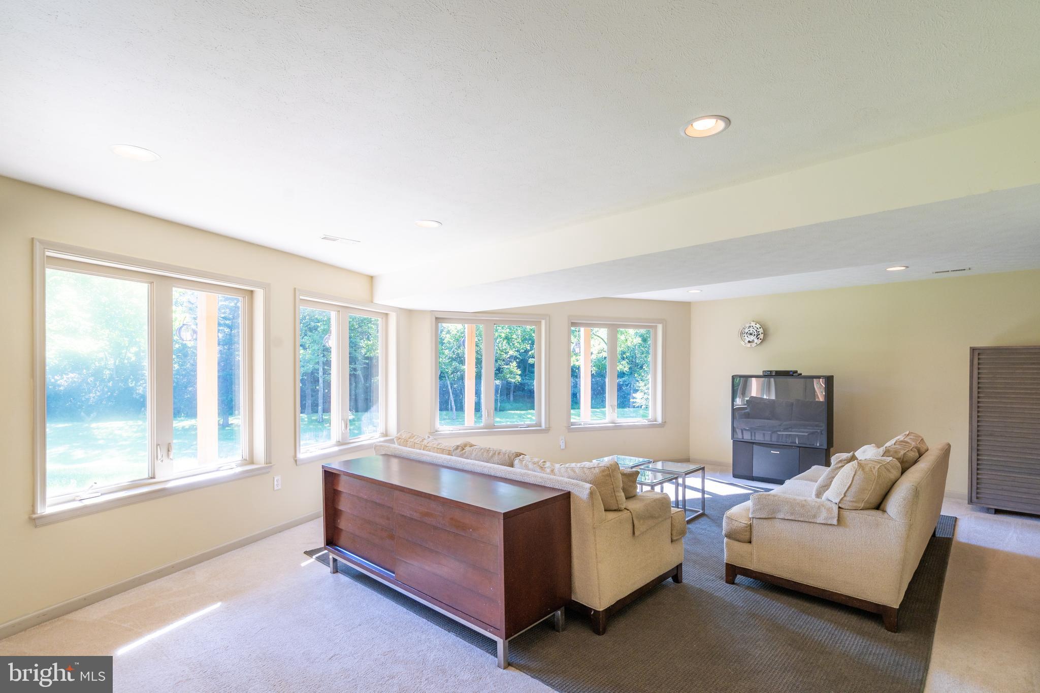 BOYD'S MILL ESTATES - Residential