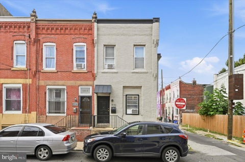 Townhouse For Sale - 1816 N Gratz Street<br/> PHILADELPHIA, PA 19121
