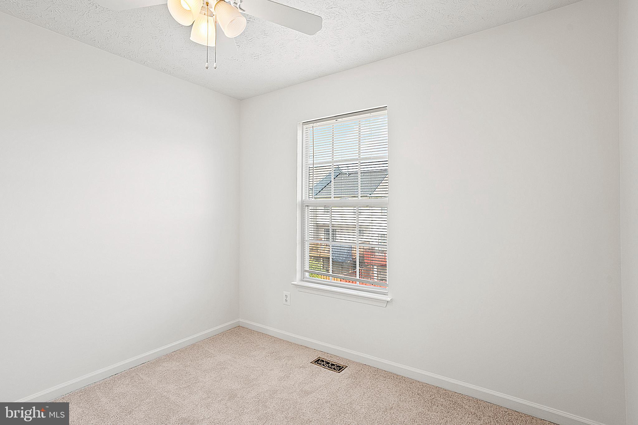 HOWARDS RIDGE - Residential