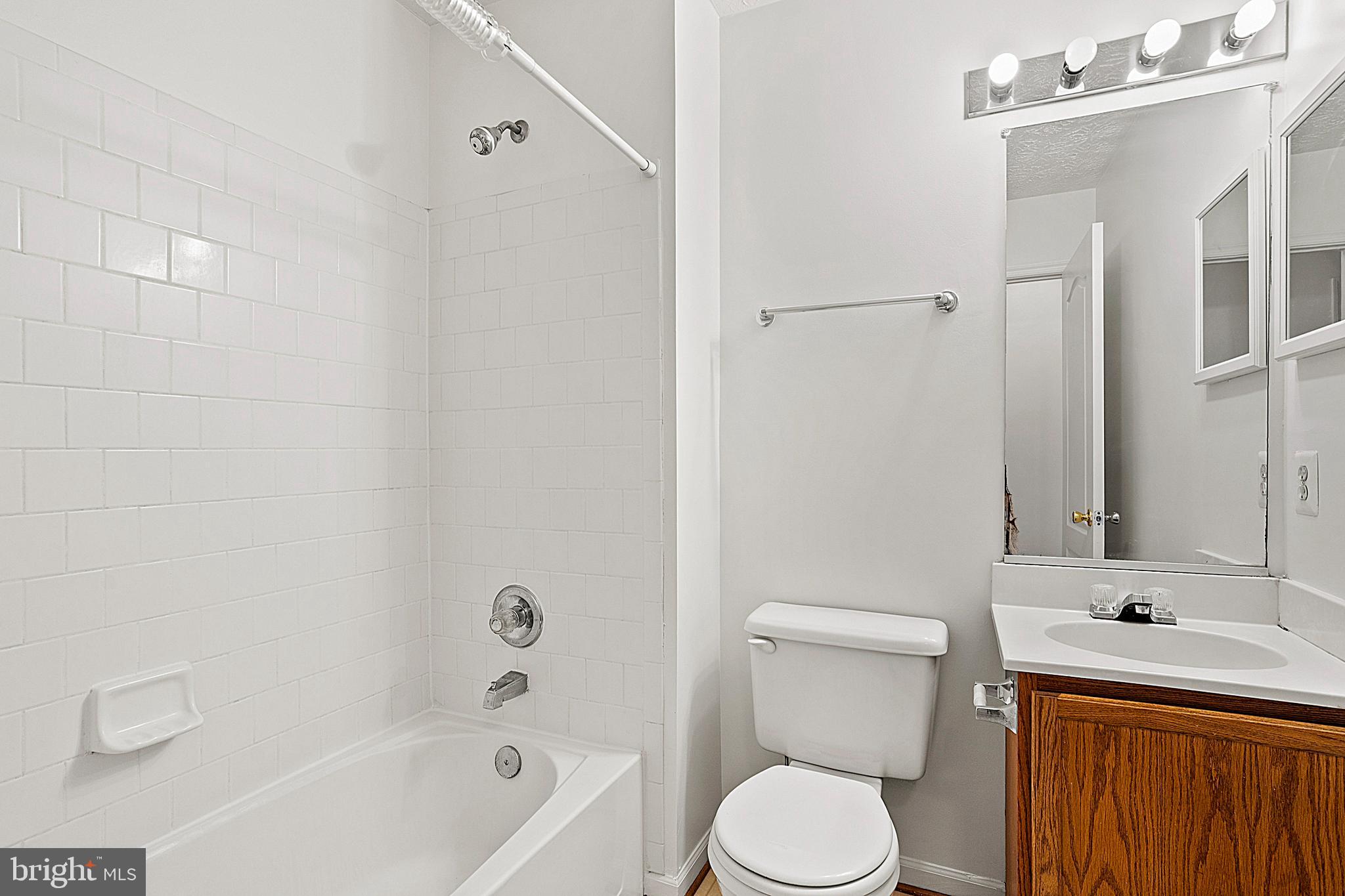 HOWARDS RIDGE - Residential