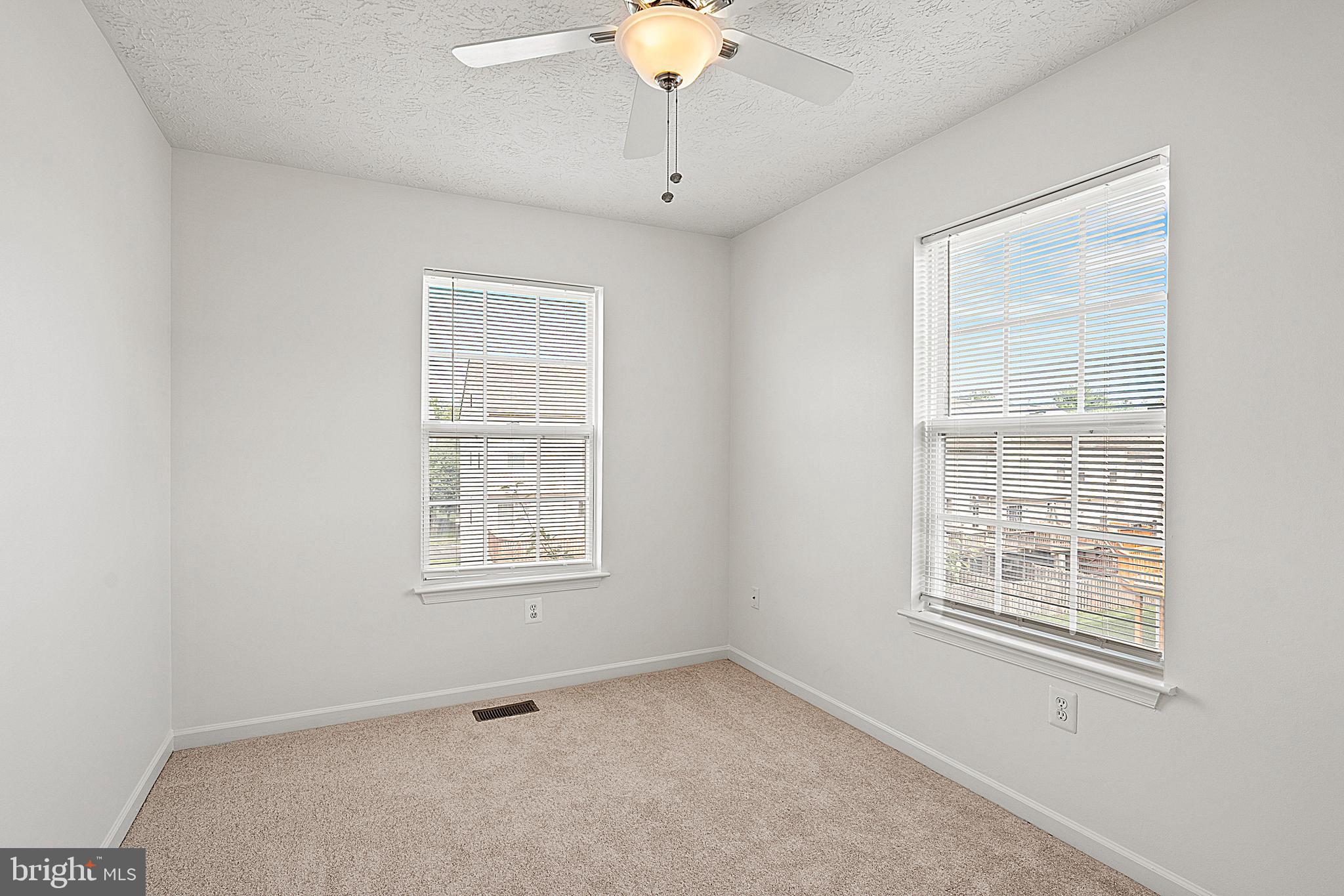 HOWARDS RIDGE - Residential