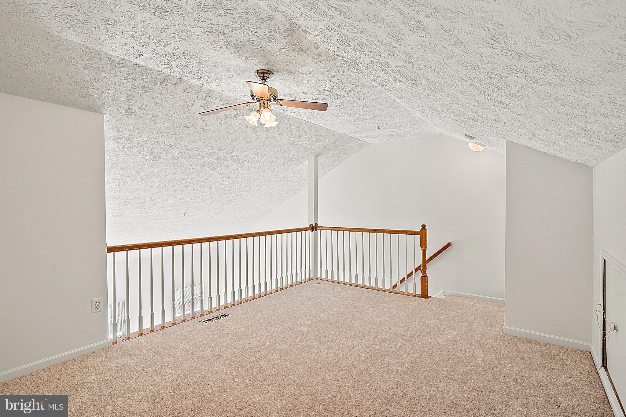 HOWARDS RIDGE - Residential