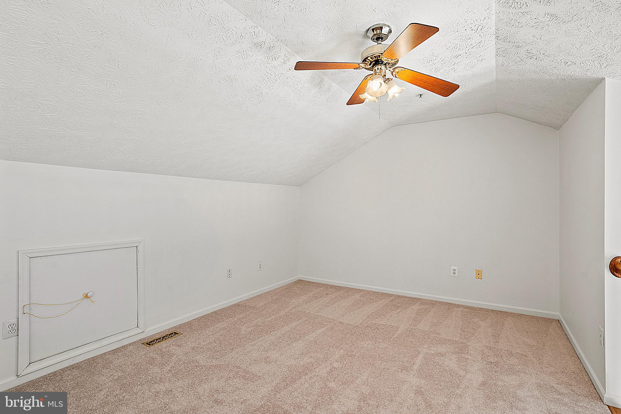 HOWARDS RIDGE - Residential