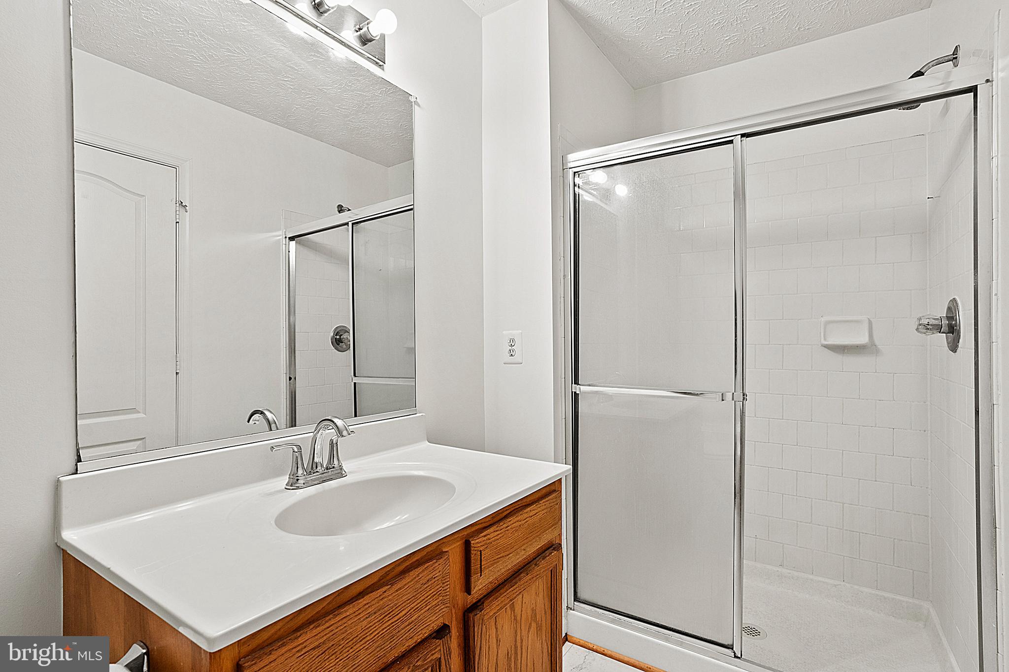 HOWARDS RIDGE - Residential