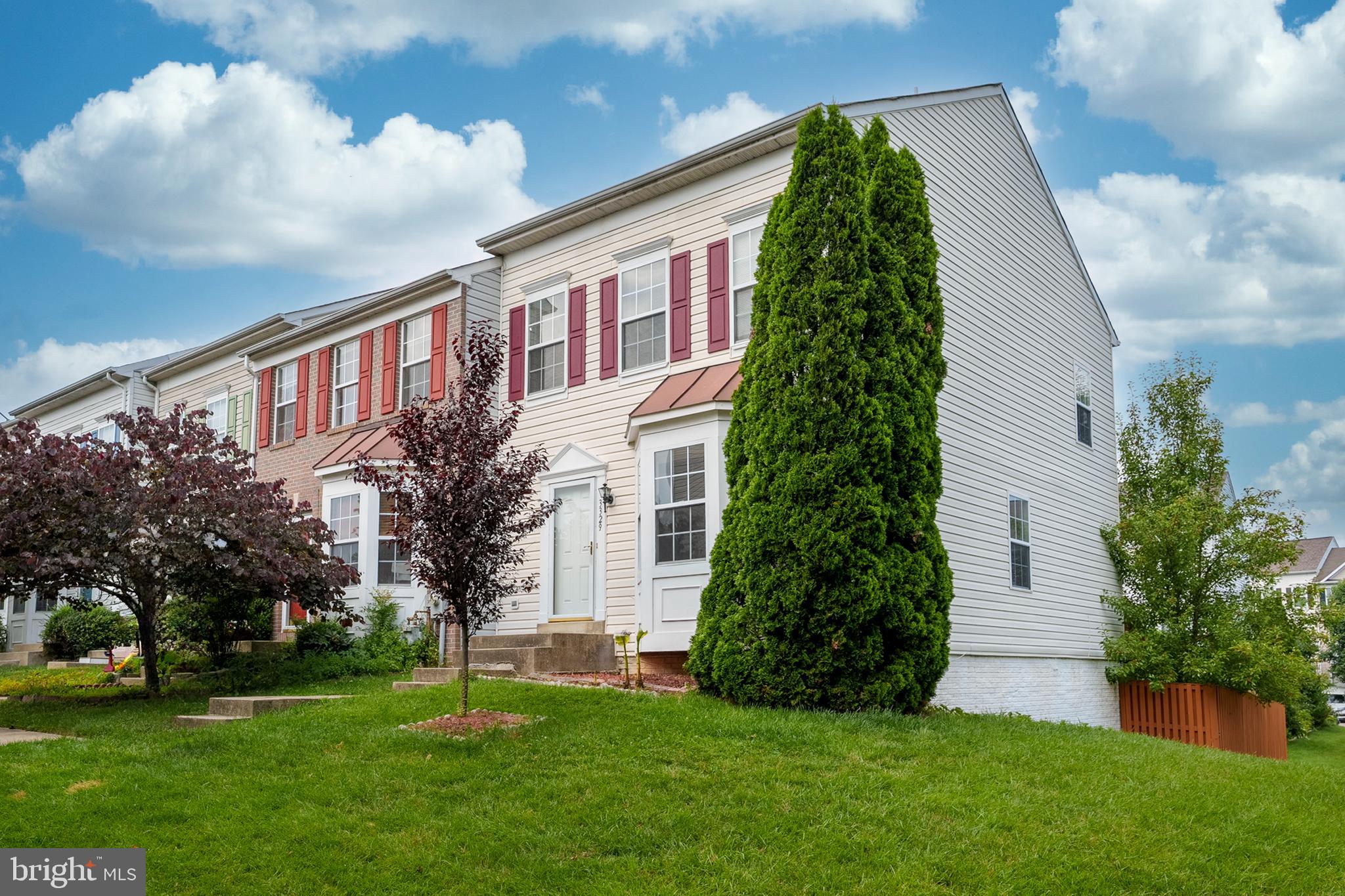 HOWARDS RIDGE - Residential