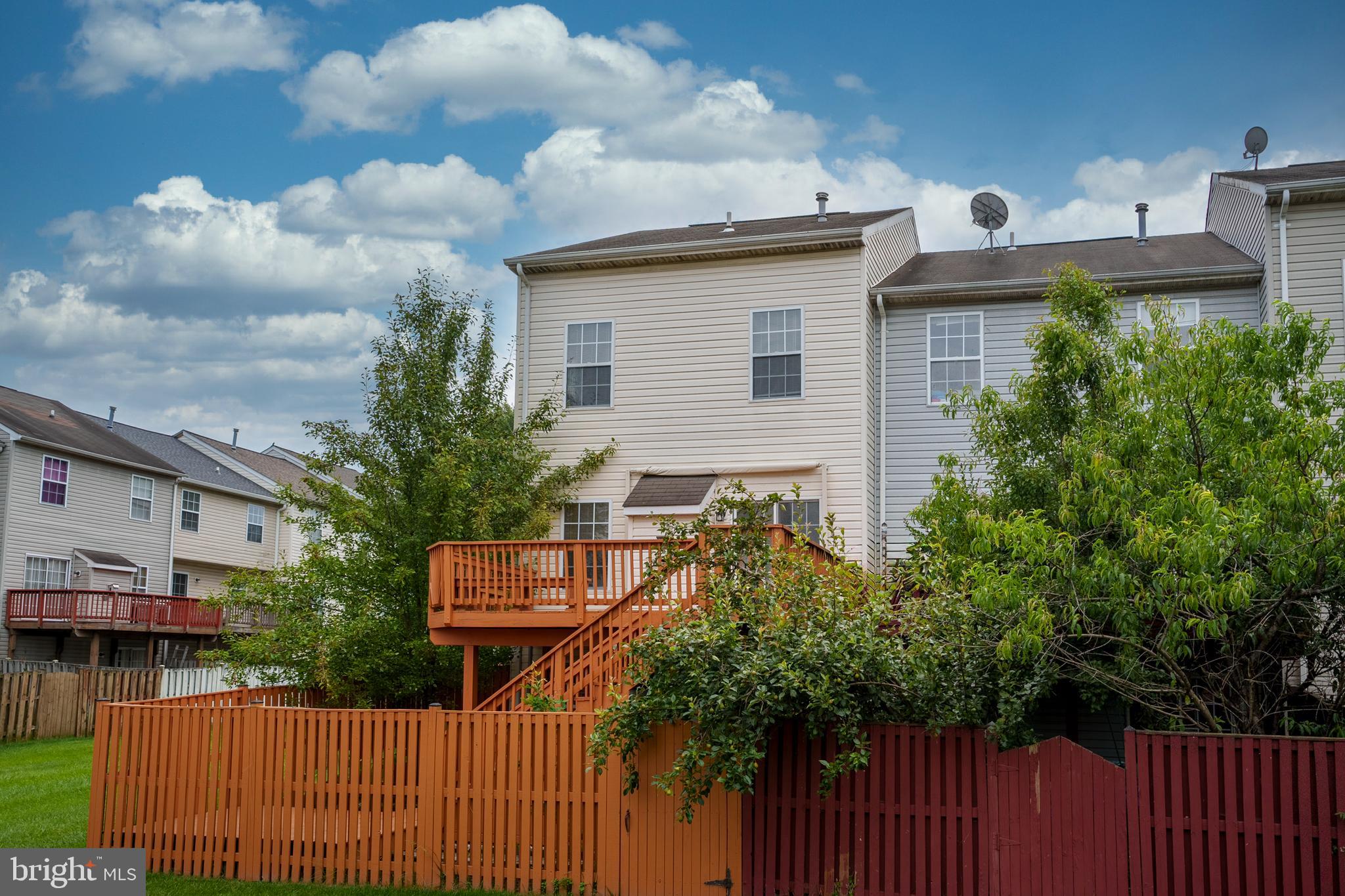 HOWARDS RIDGE - Residential