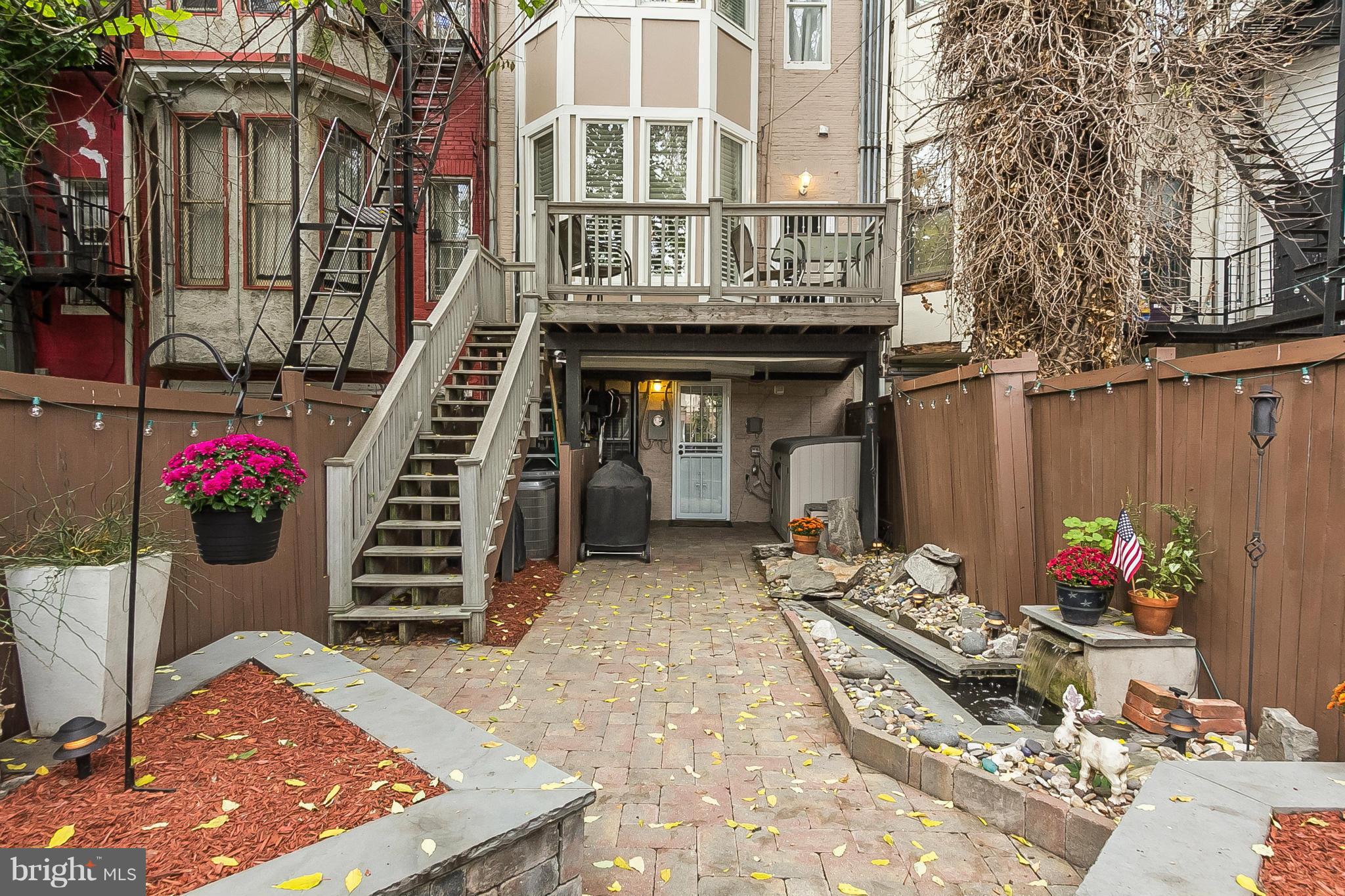 MOUNT VERNON PLACE HISTORIC DISTRICT - Residential