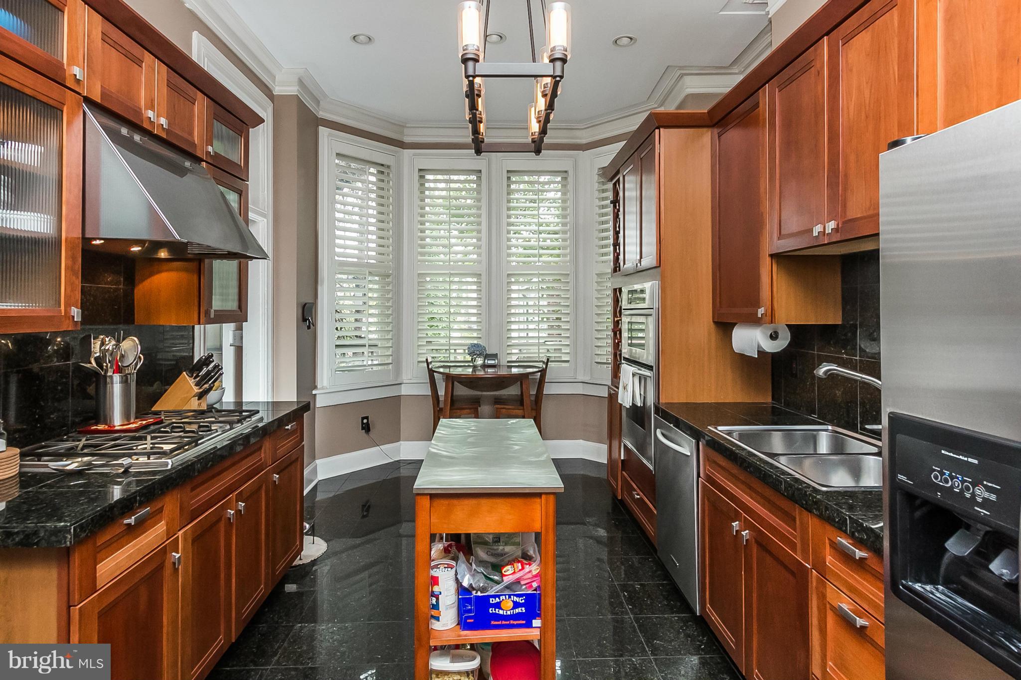 MOUNT VERNON PLACE HISTORIC DISTRICT - Residential