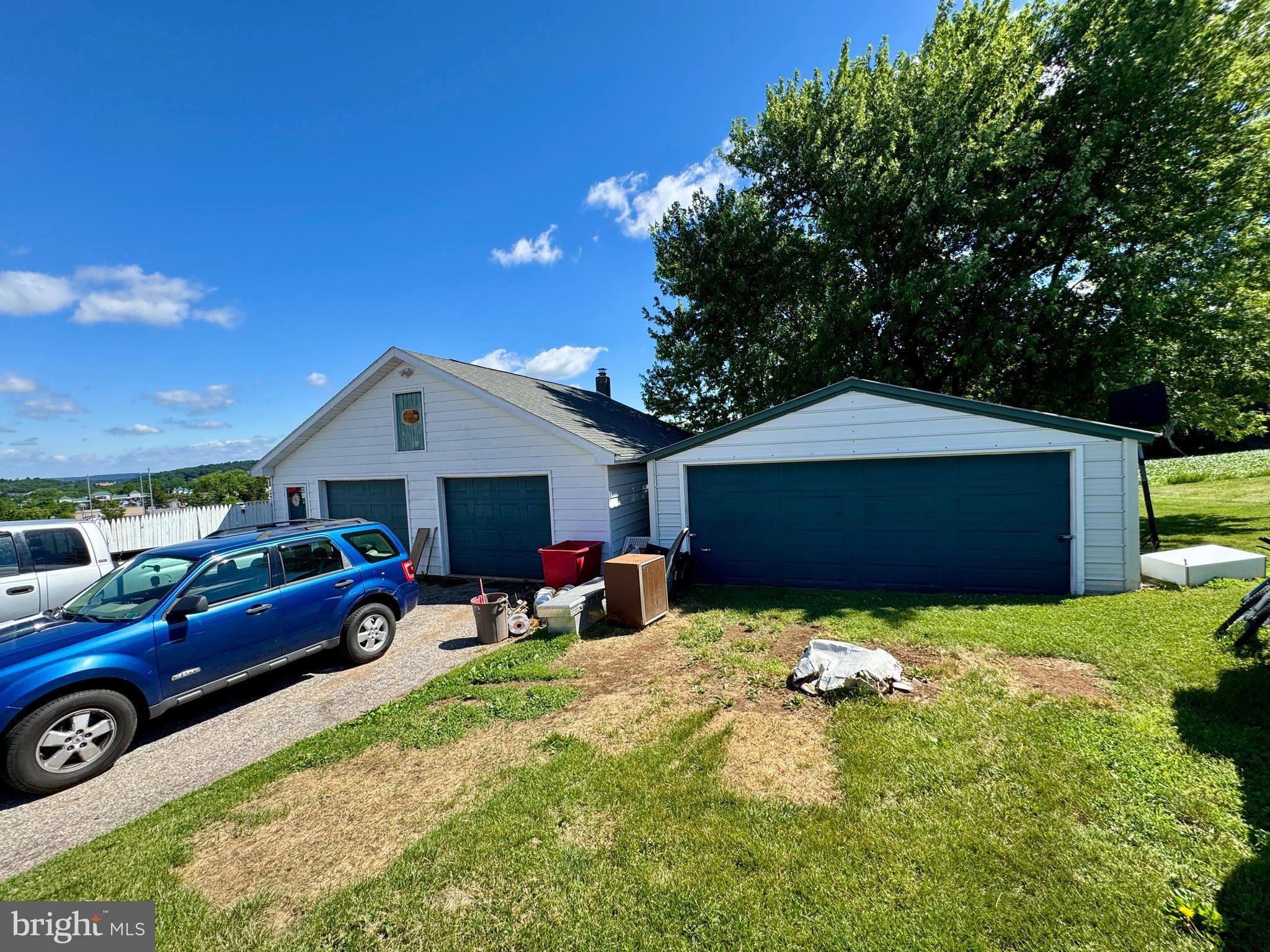 3225 CAPE HORN ROAD
