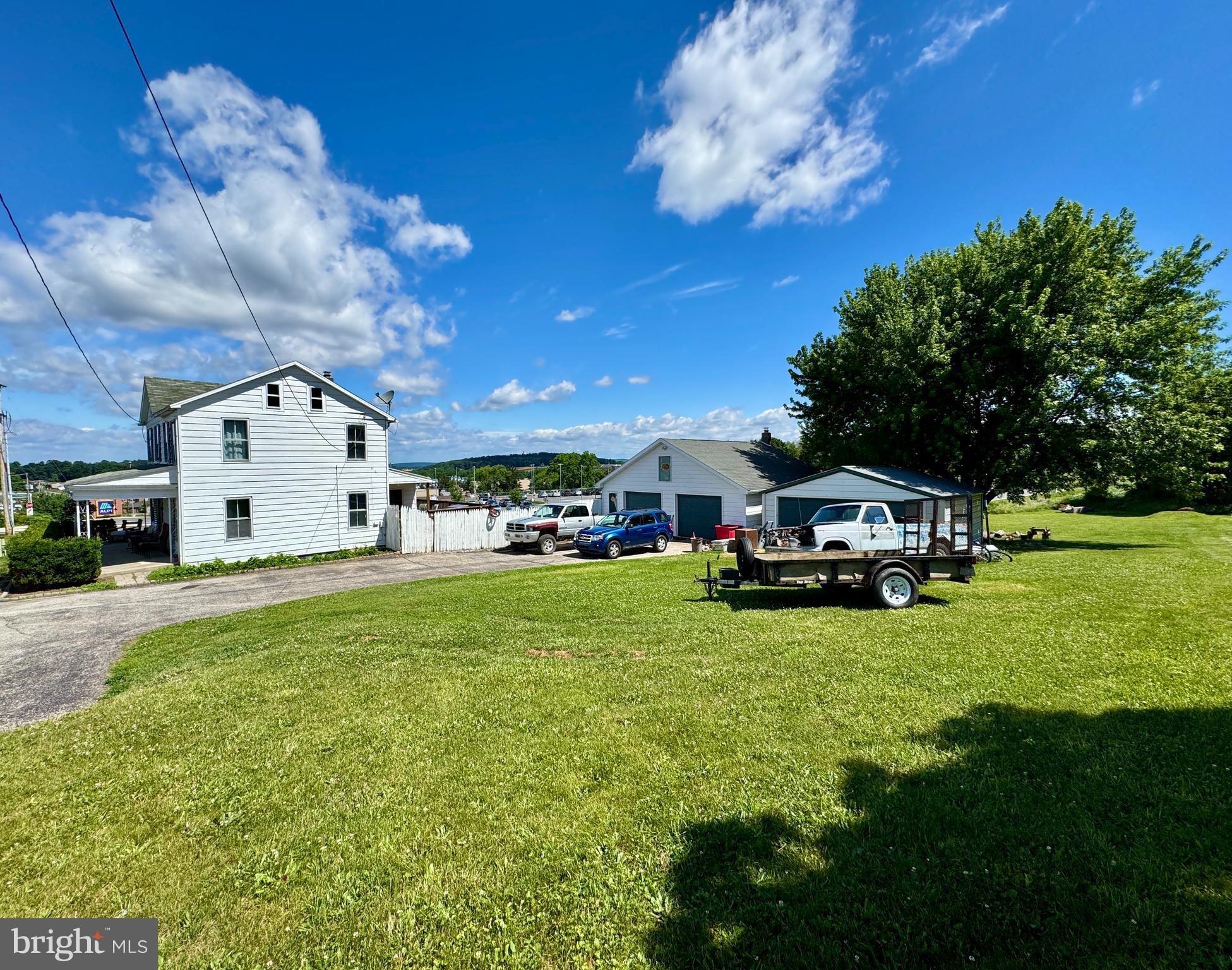 3225 CAPE HORN ROAD