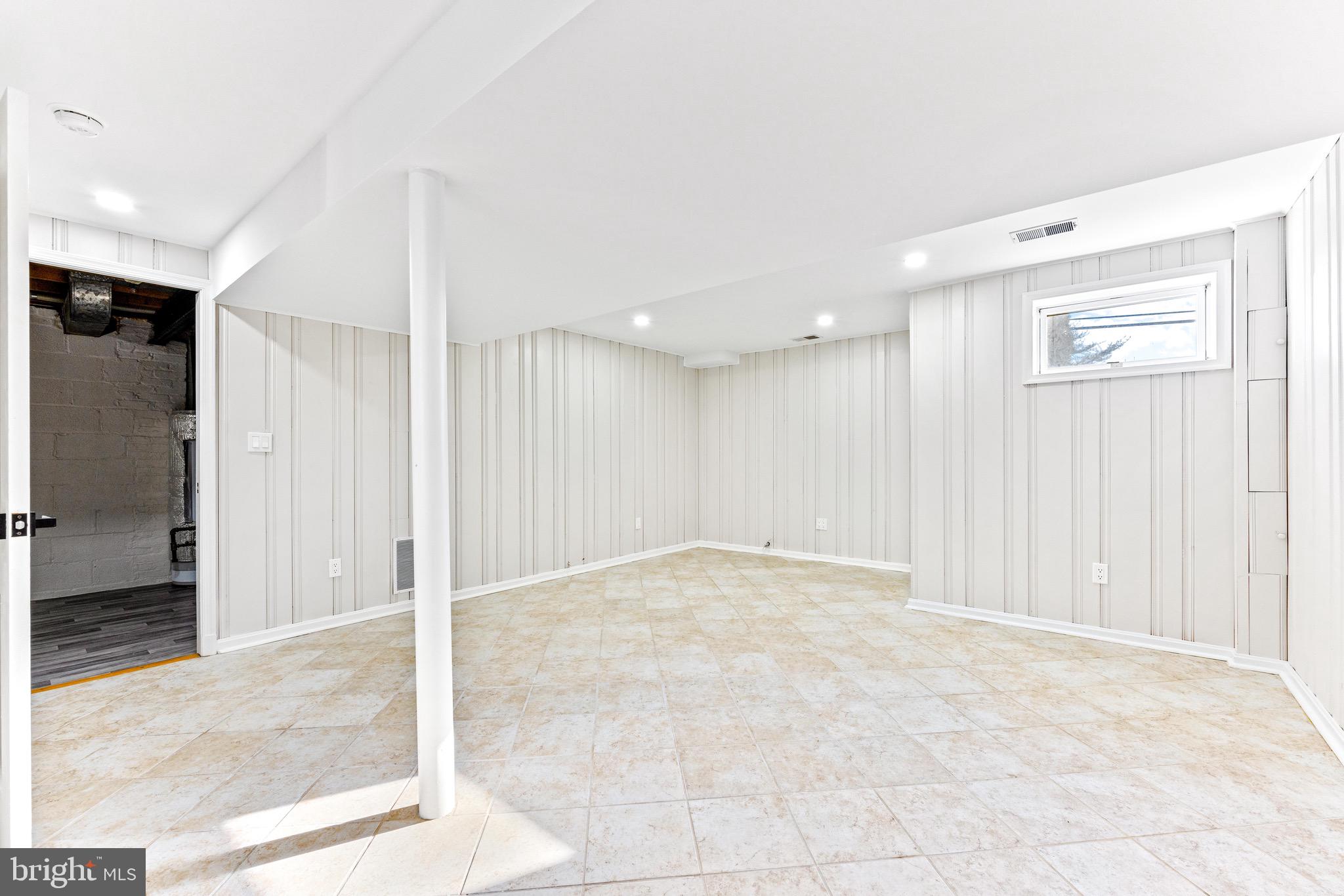 NORTHBROOK ESTATES - Residential