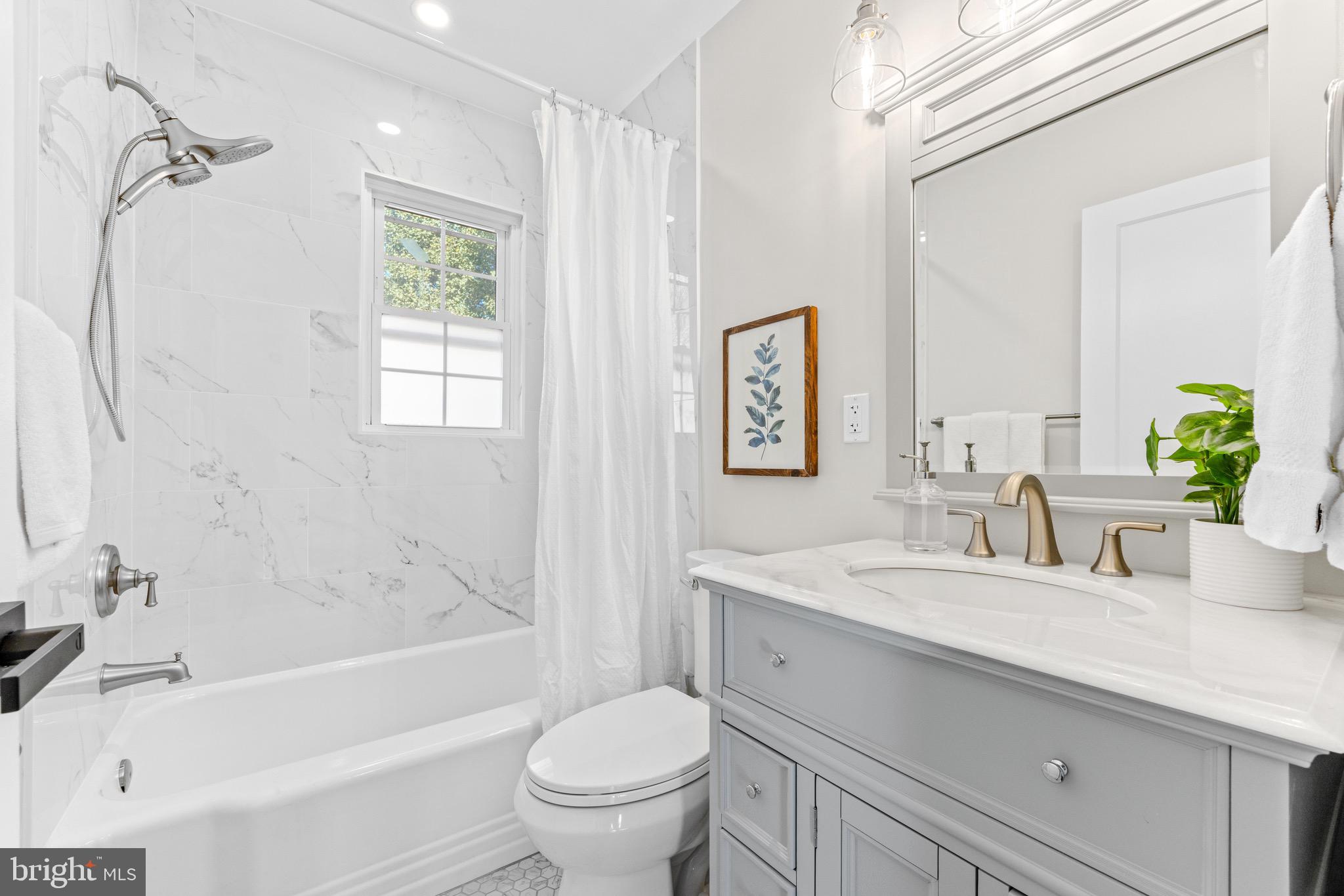 NORTHBROOK ESTATES - Residential