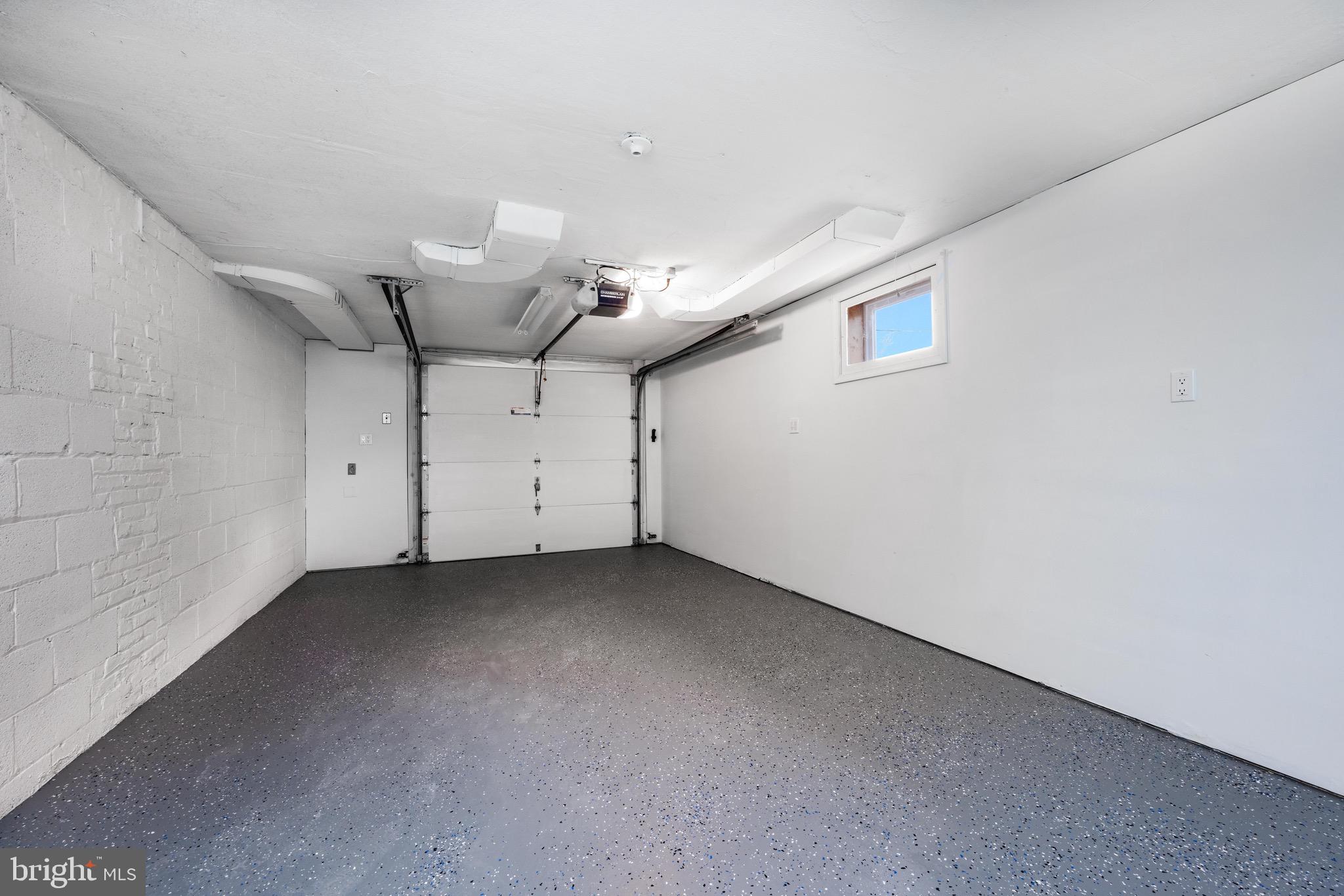 NORTHBROOK ESTATES - Residential