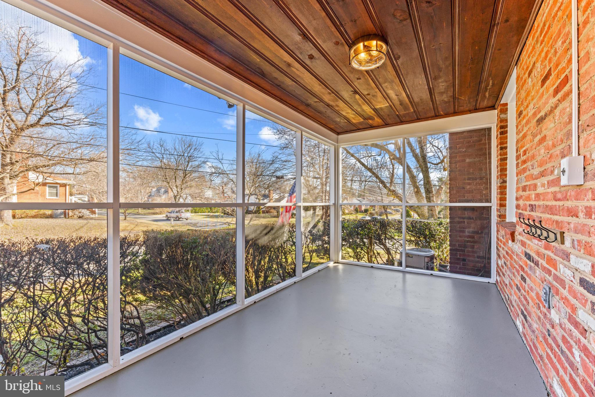 NORTHBROOK ESTATES - Residential