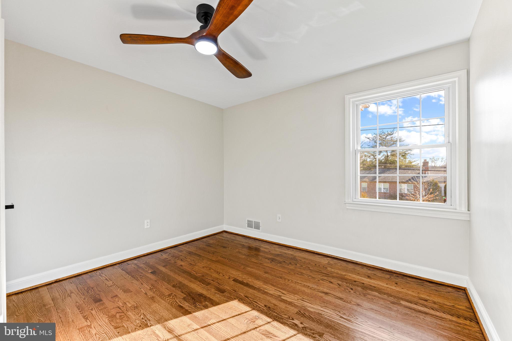 NORTHBROOK ESTATES - Residential