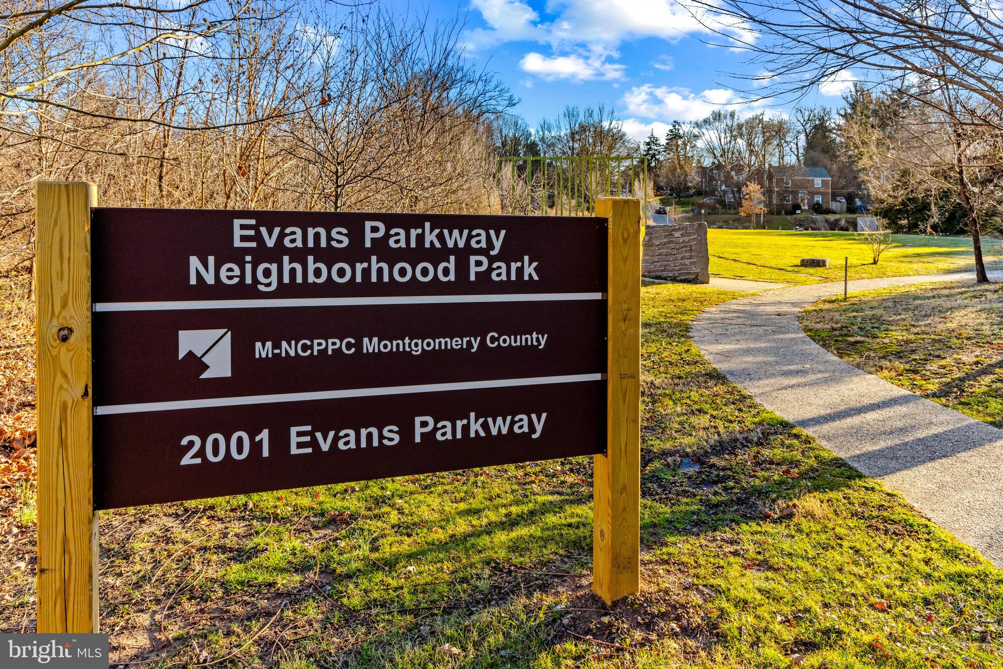 NORTHBROOK ESTATES - Residential