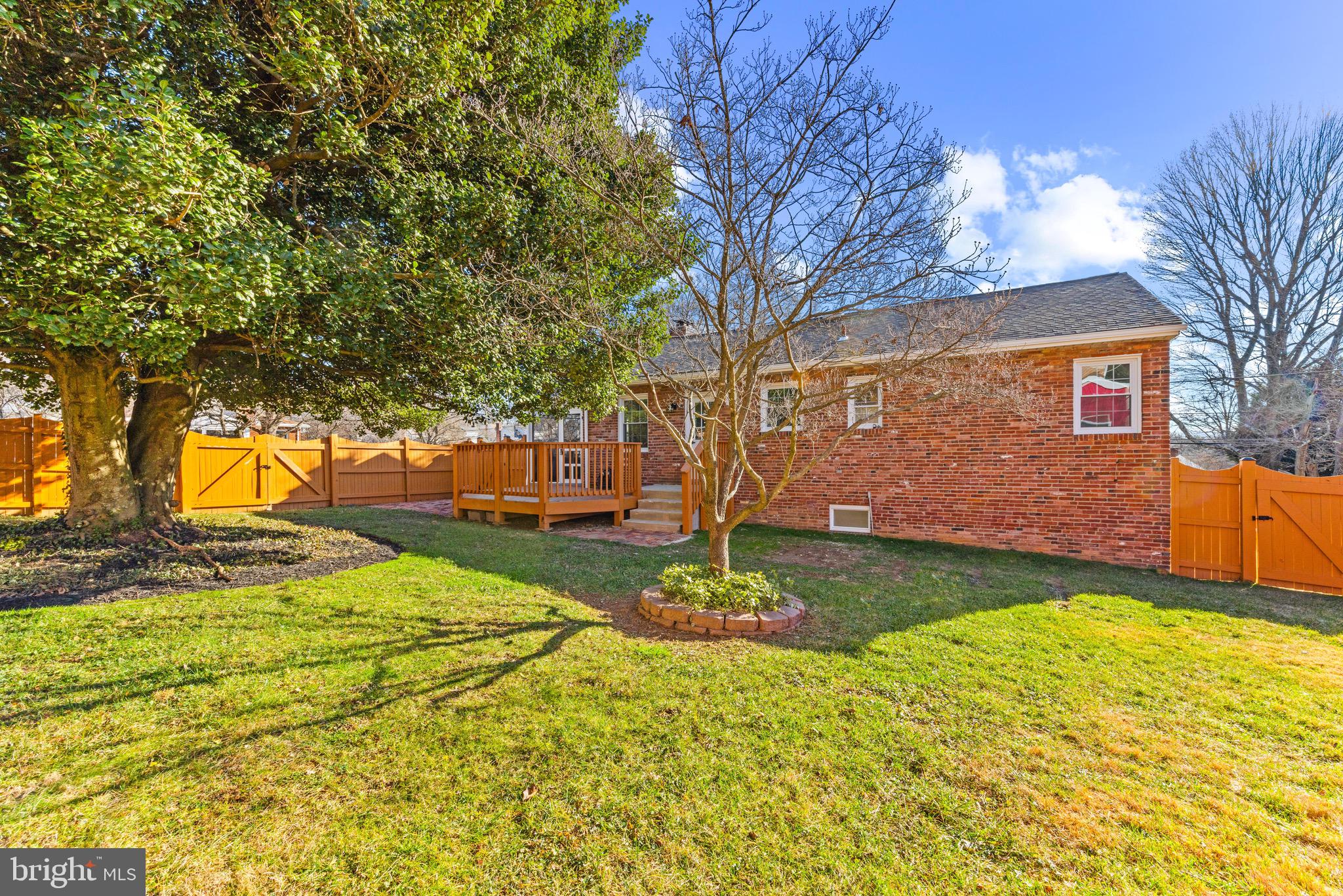 NORTHBROOK ESTATES - Residential