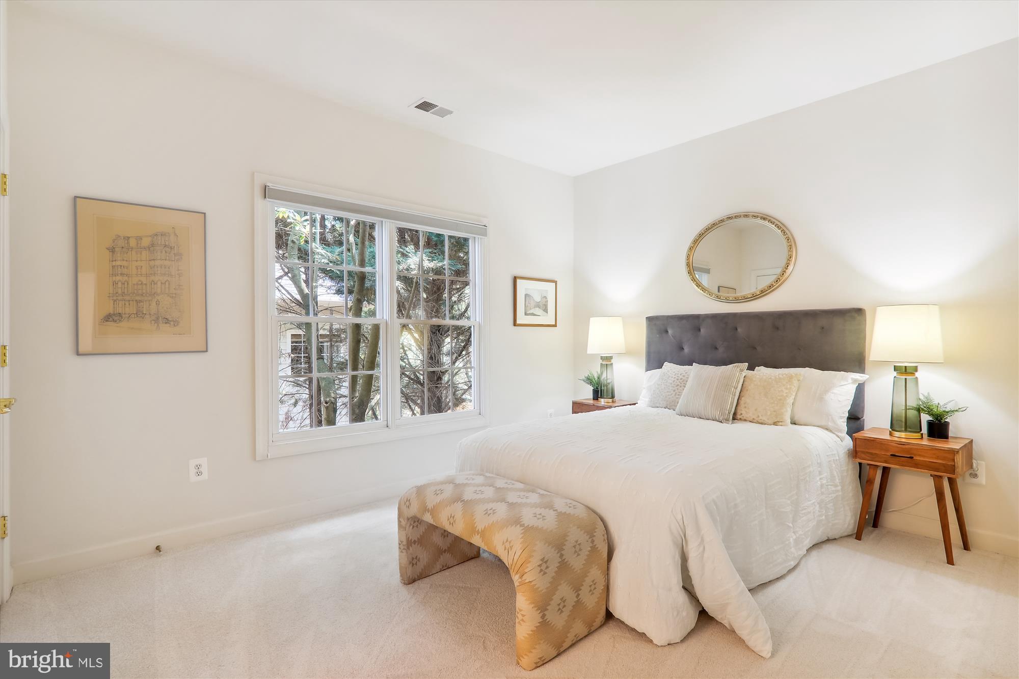 ALTA VISTA - Residential