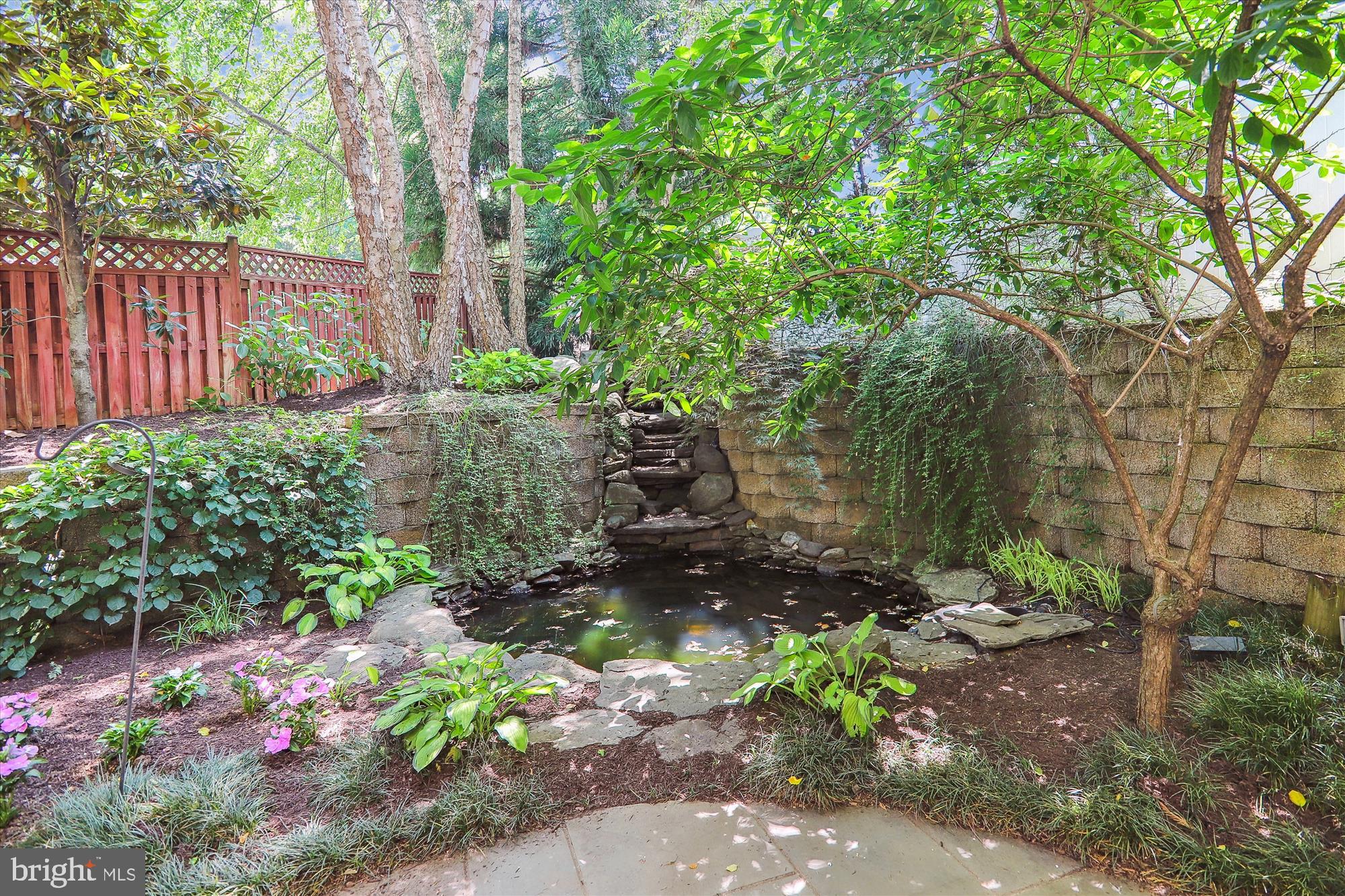 ALTA VISTA - Residential