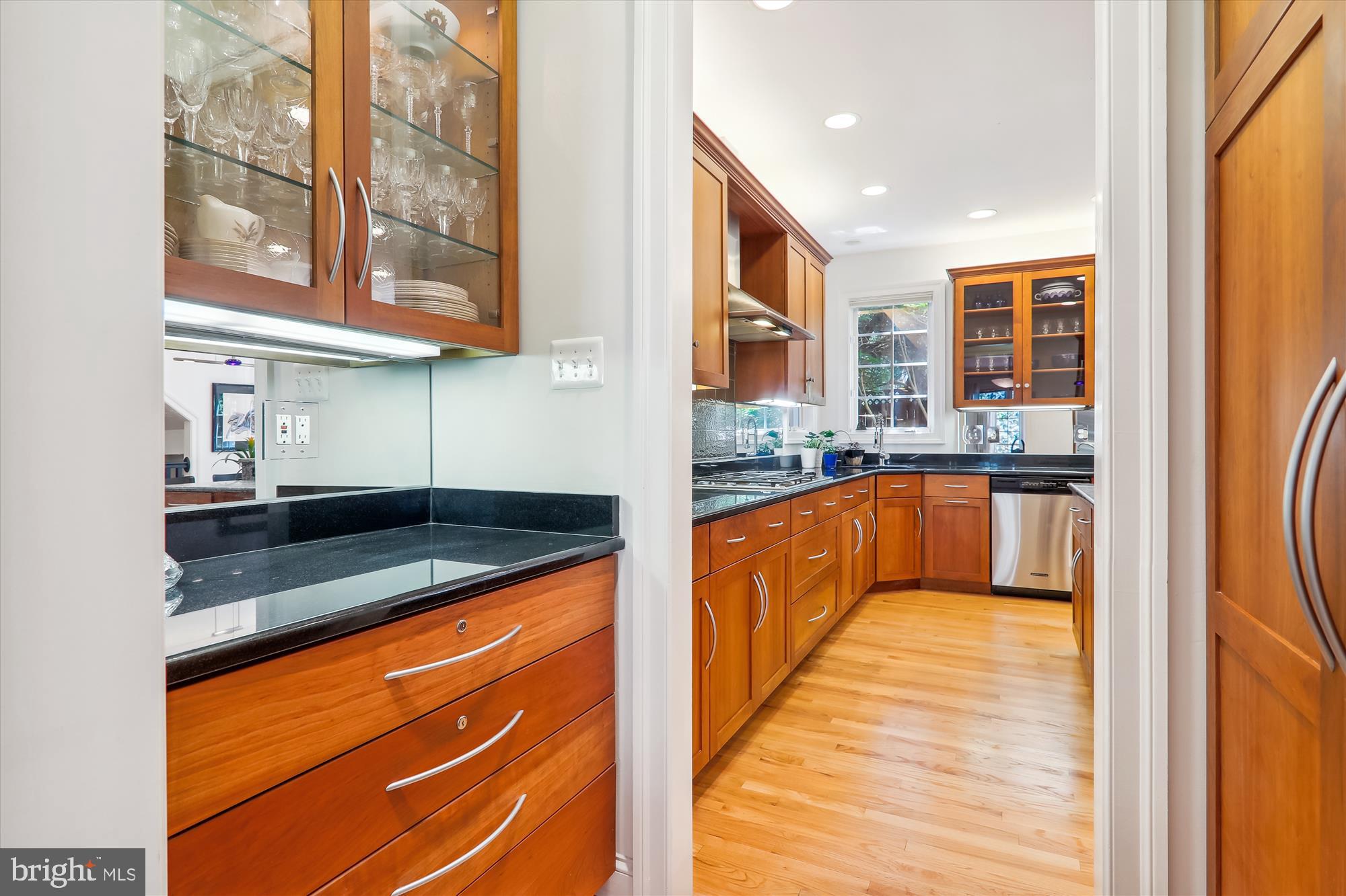 ALTA VISTA - Residential