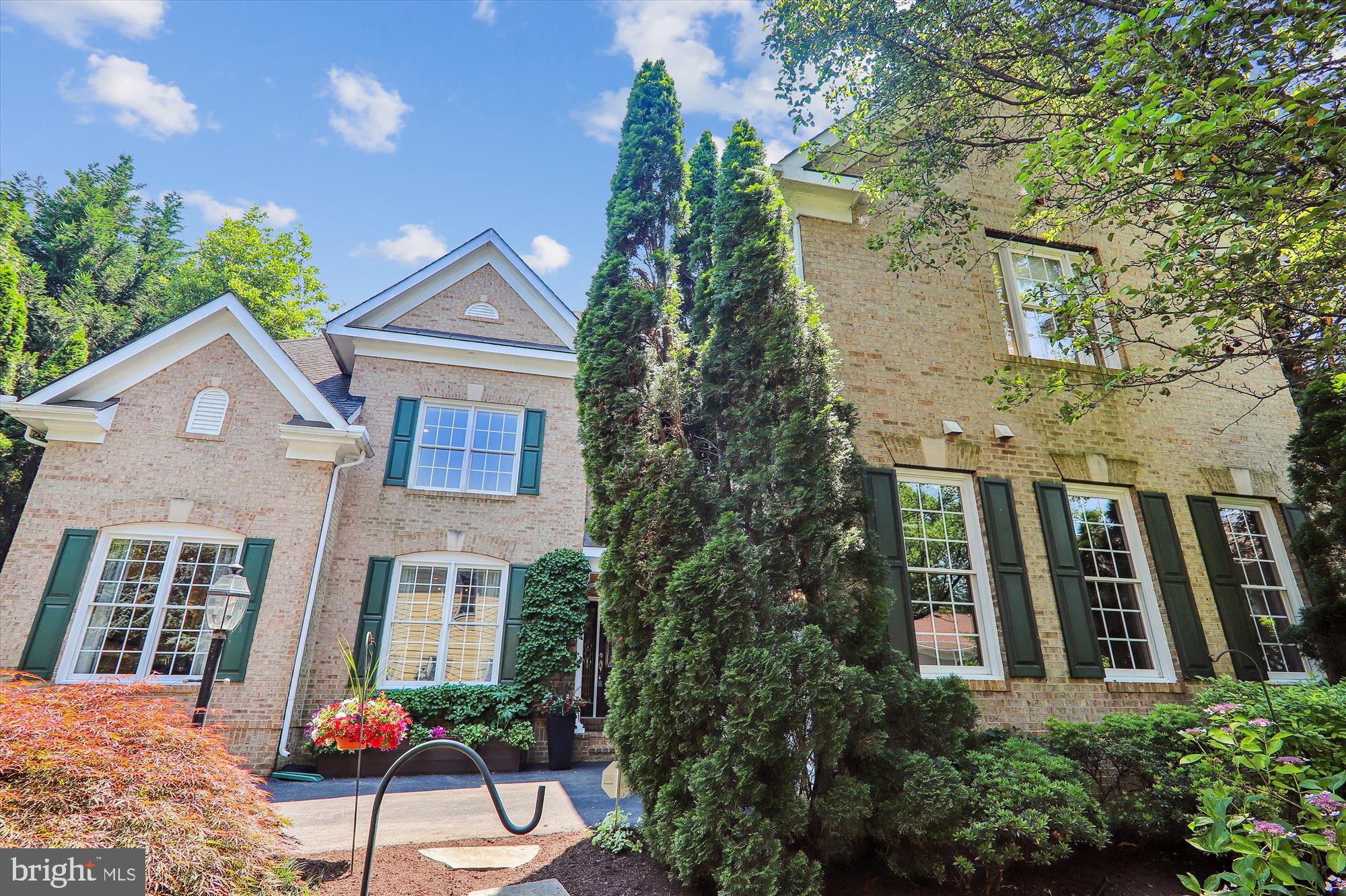 ALTA VISTA - Residential