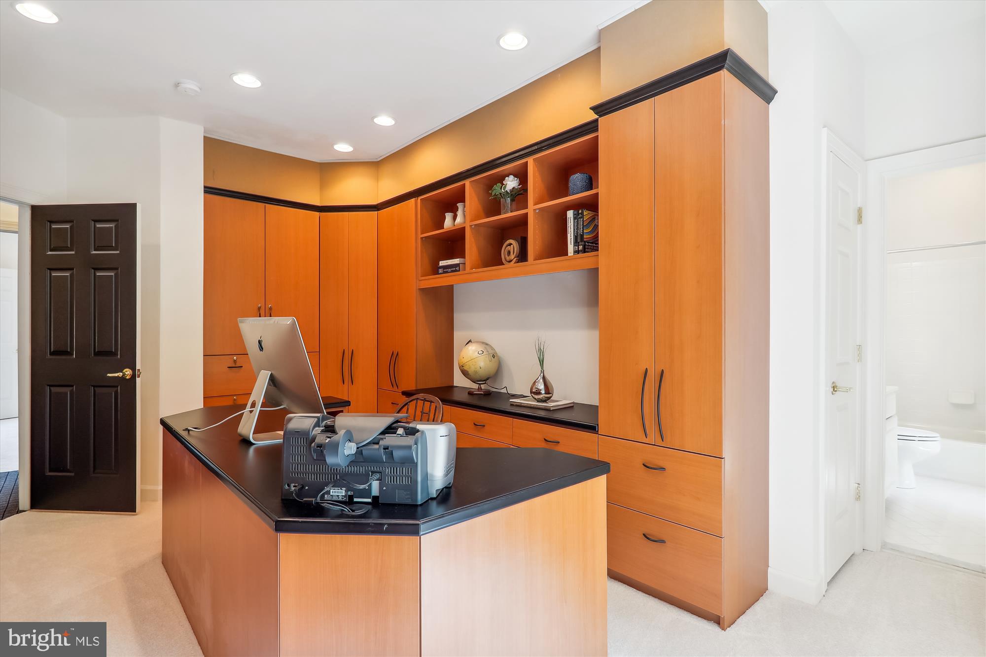 ALTA VISTA - Residential