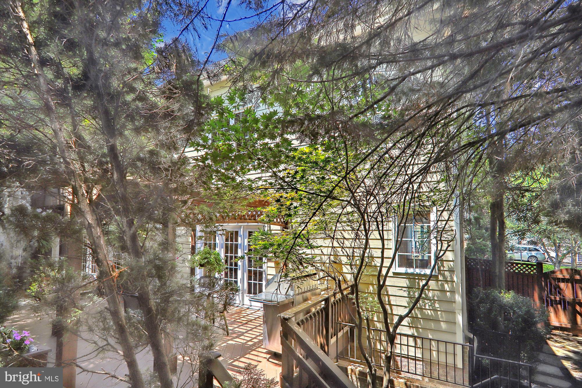 ALTA VISTA - Residential