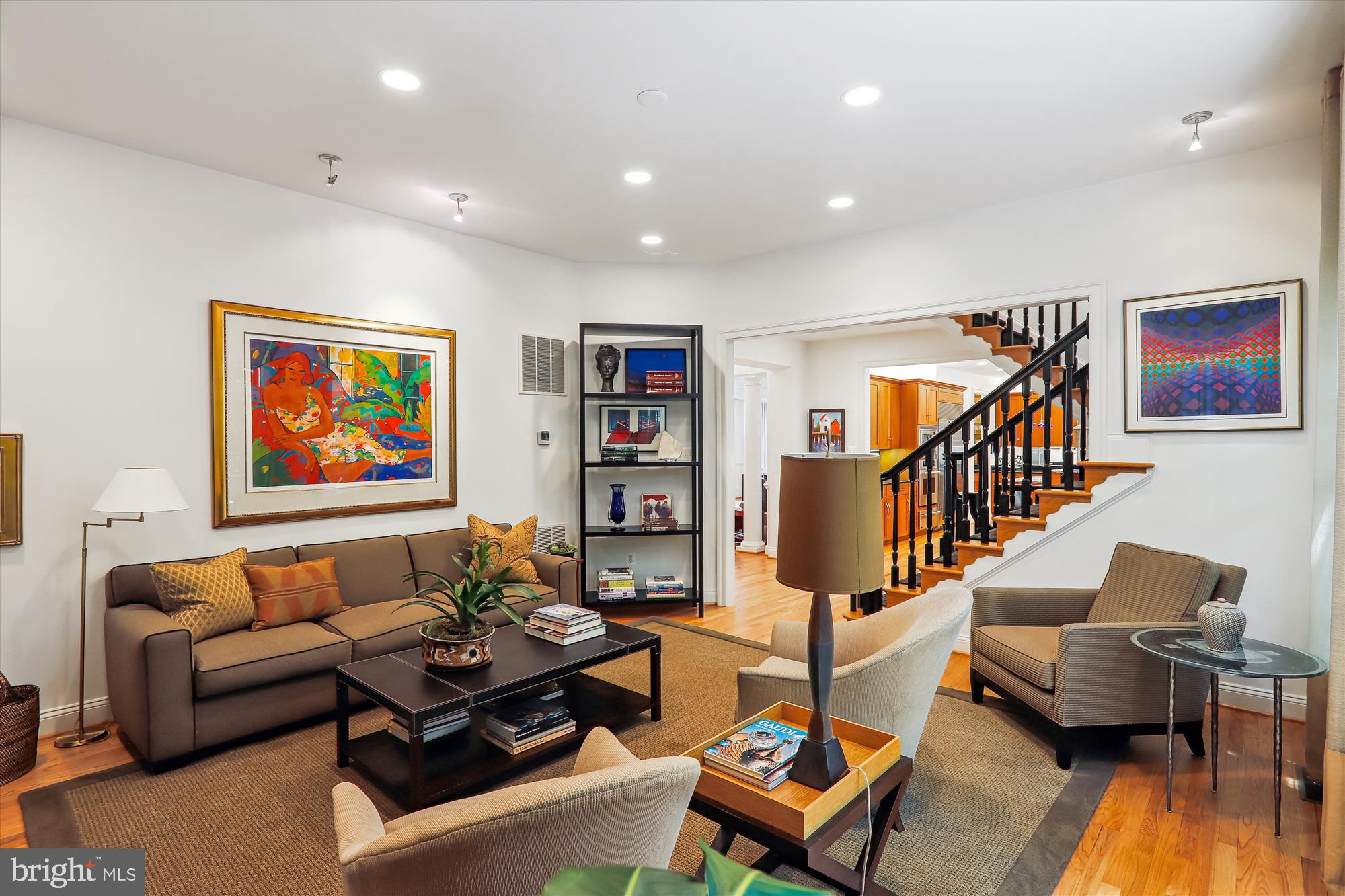 ALTA VISTA - Residential