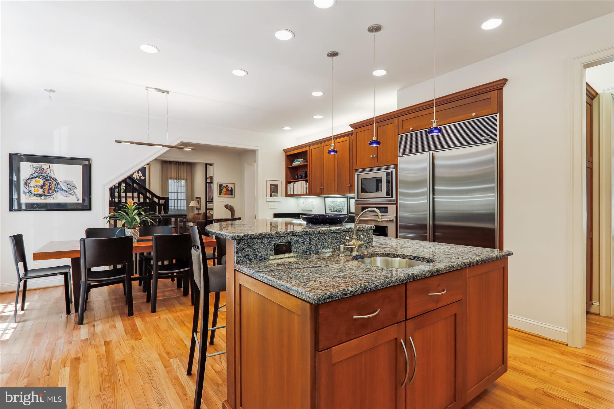 ALTA VISTA - Residential