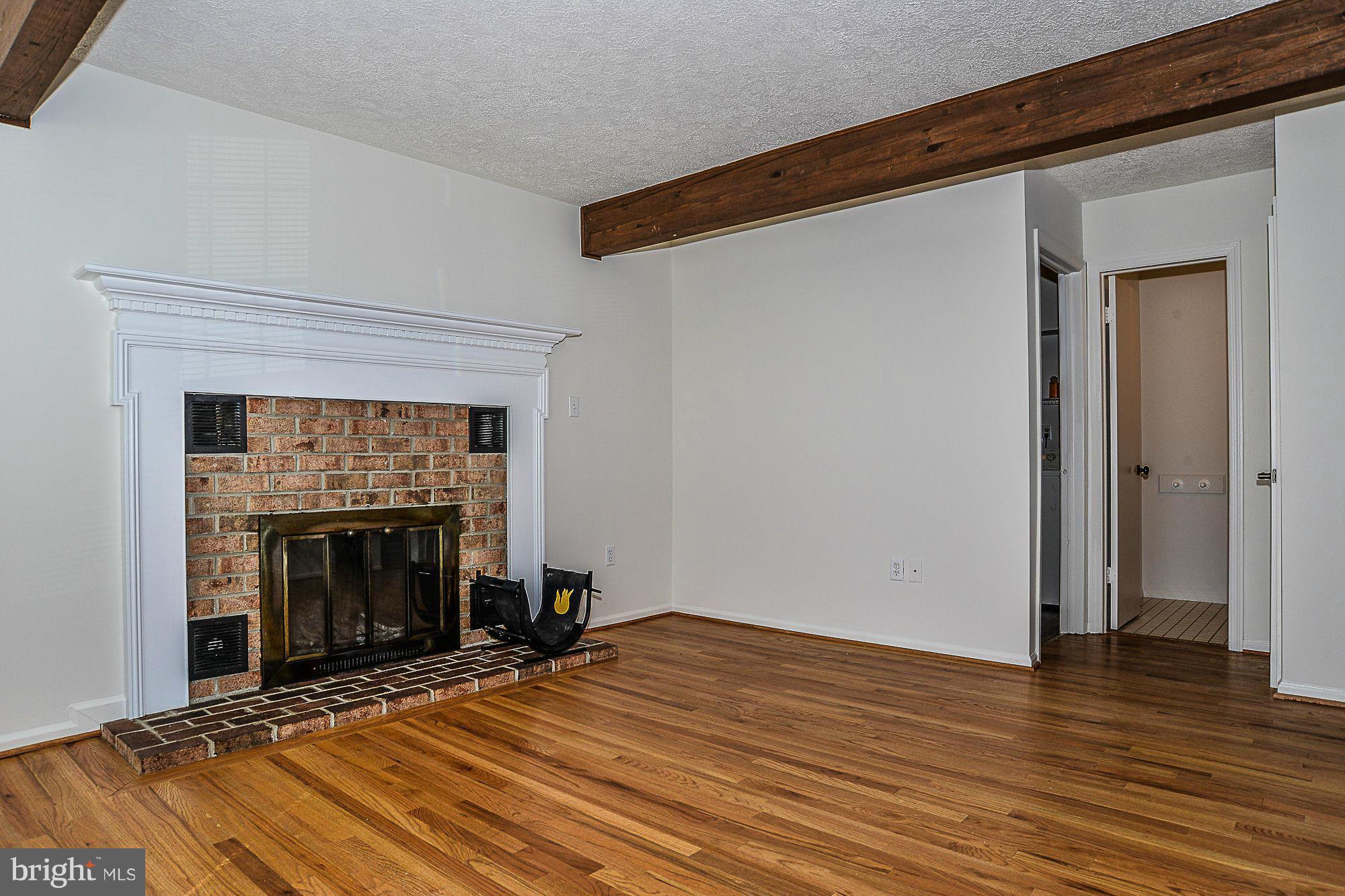 LAKE RIDGE - Residential Lease