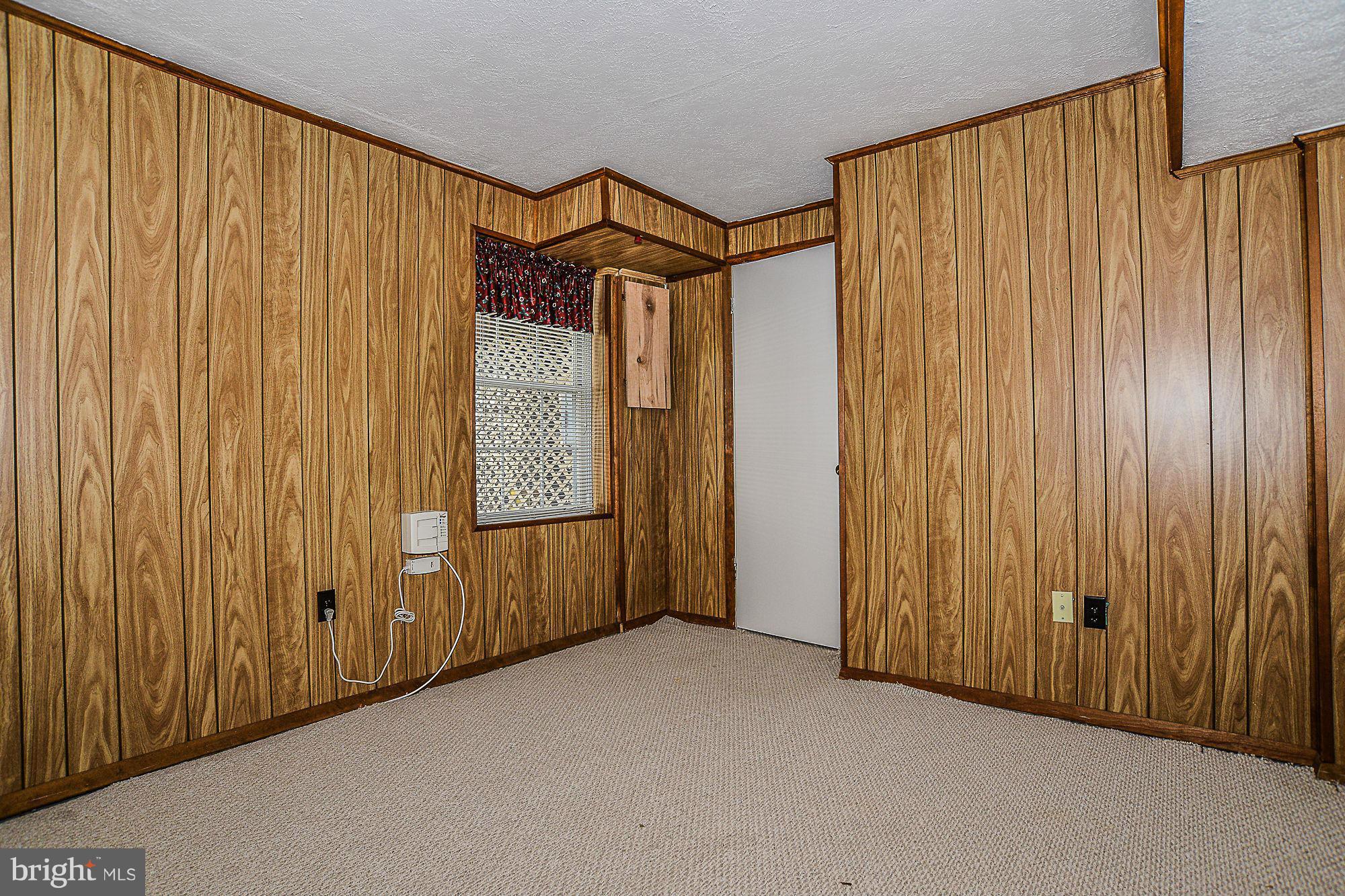 LAKE RIDGE - Residential Lease