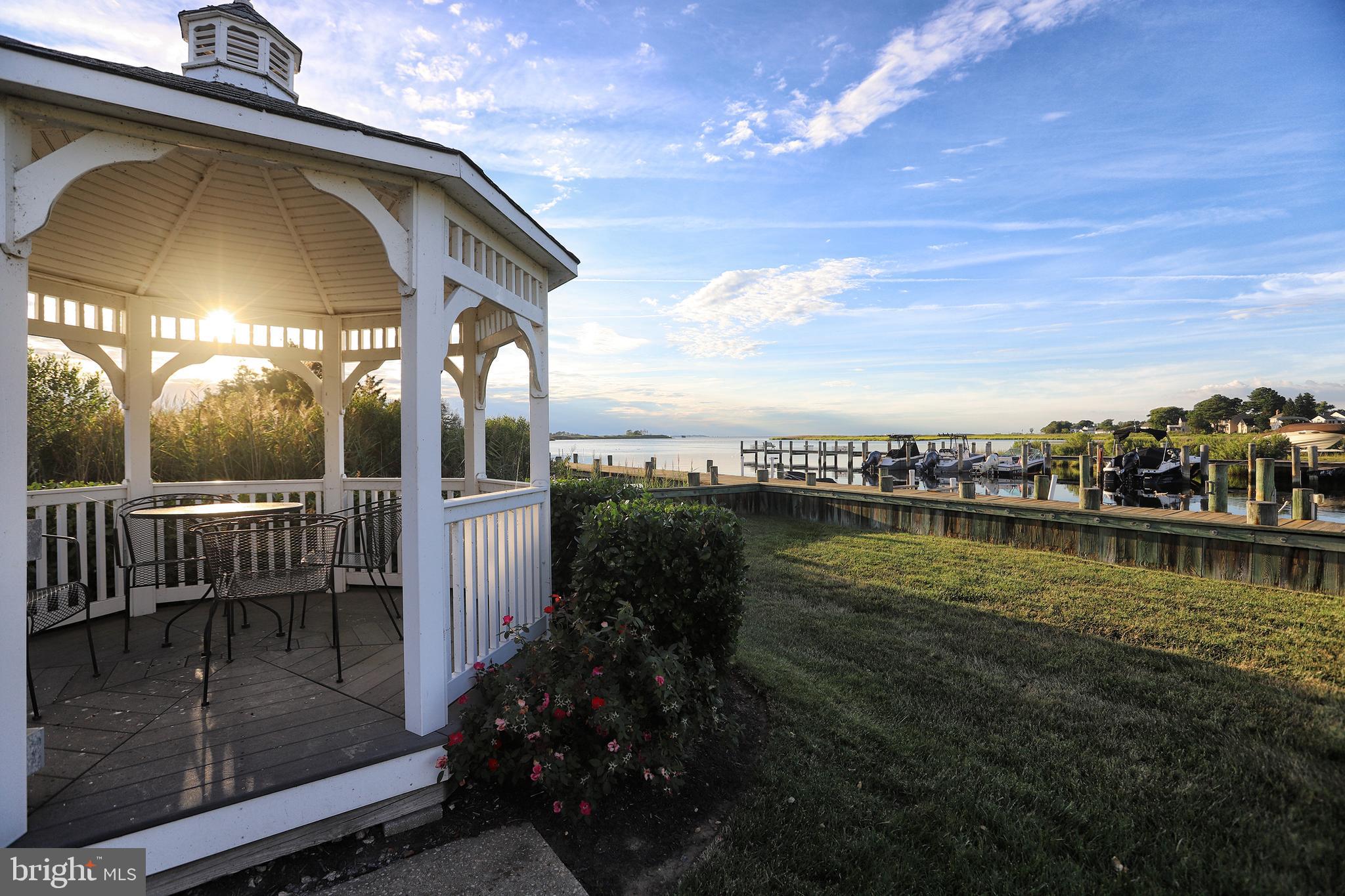 BAYVIEW AT KENT NARROWS - Residential
