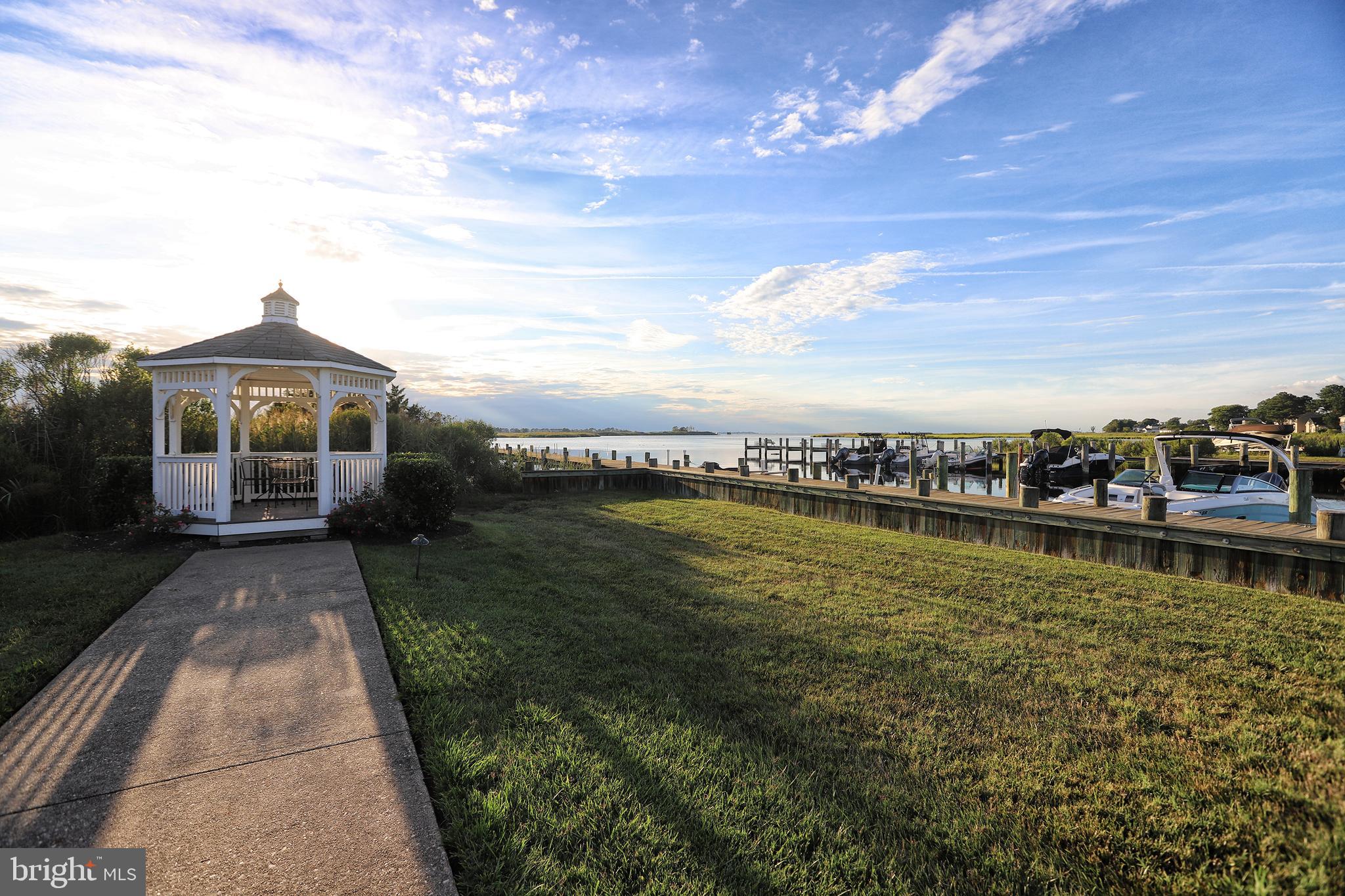 BAYVIEW AT KENT NARROWS - Residential