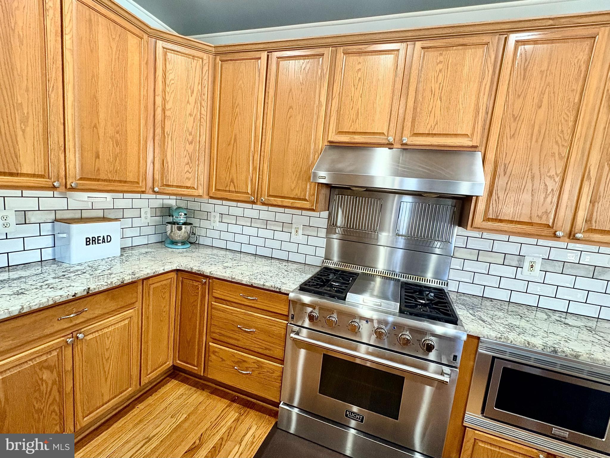 ESTATES AT WALNUT HILLS - Residential