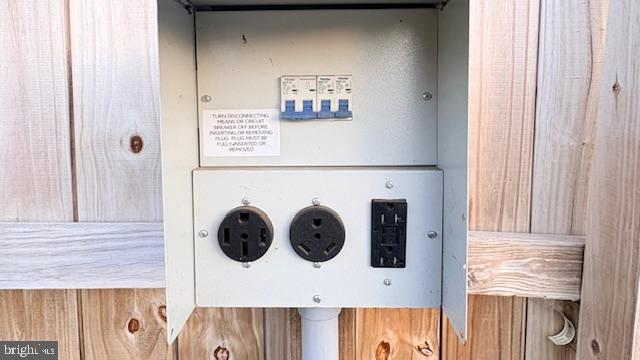 ESTATES AT WALNUT HILLS - Residential