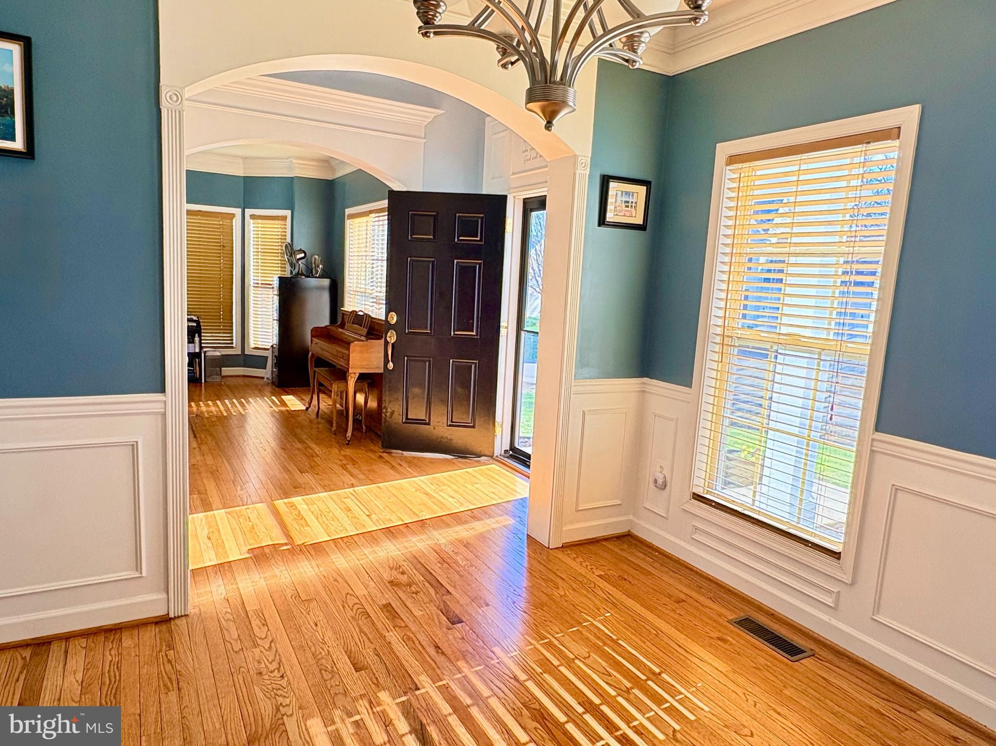 ESTATES AT WALNUT HILLS - Residential