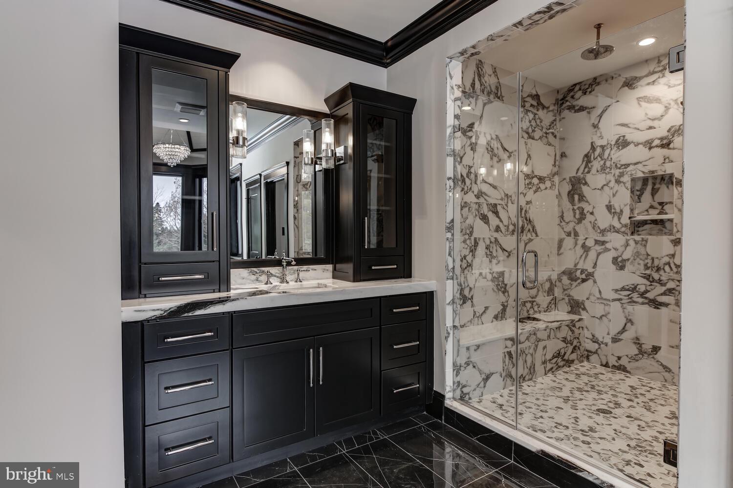 CENTREVILLE - Residential