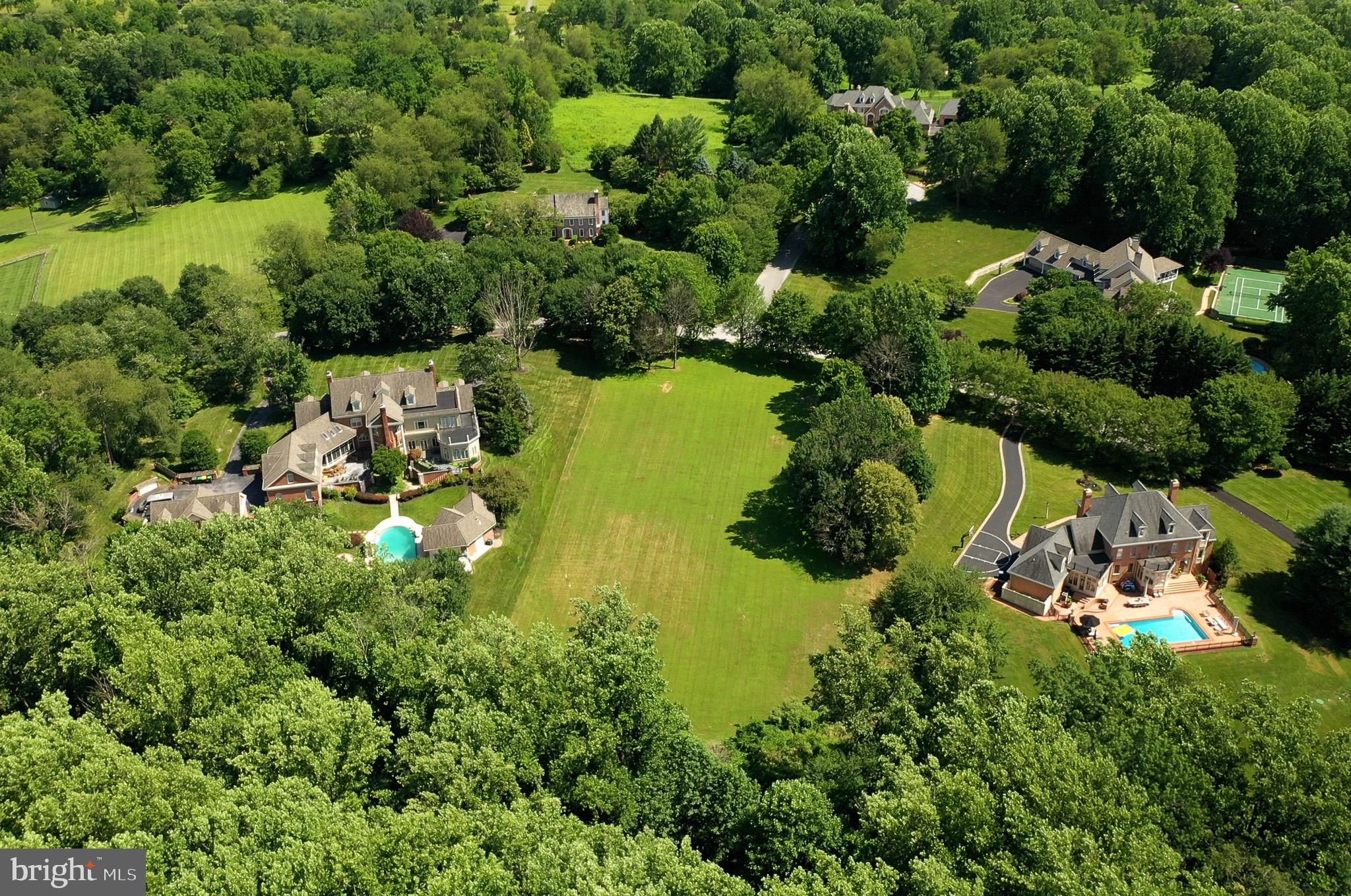 CENTREVILLE - Residential