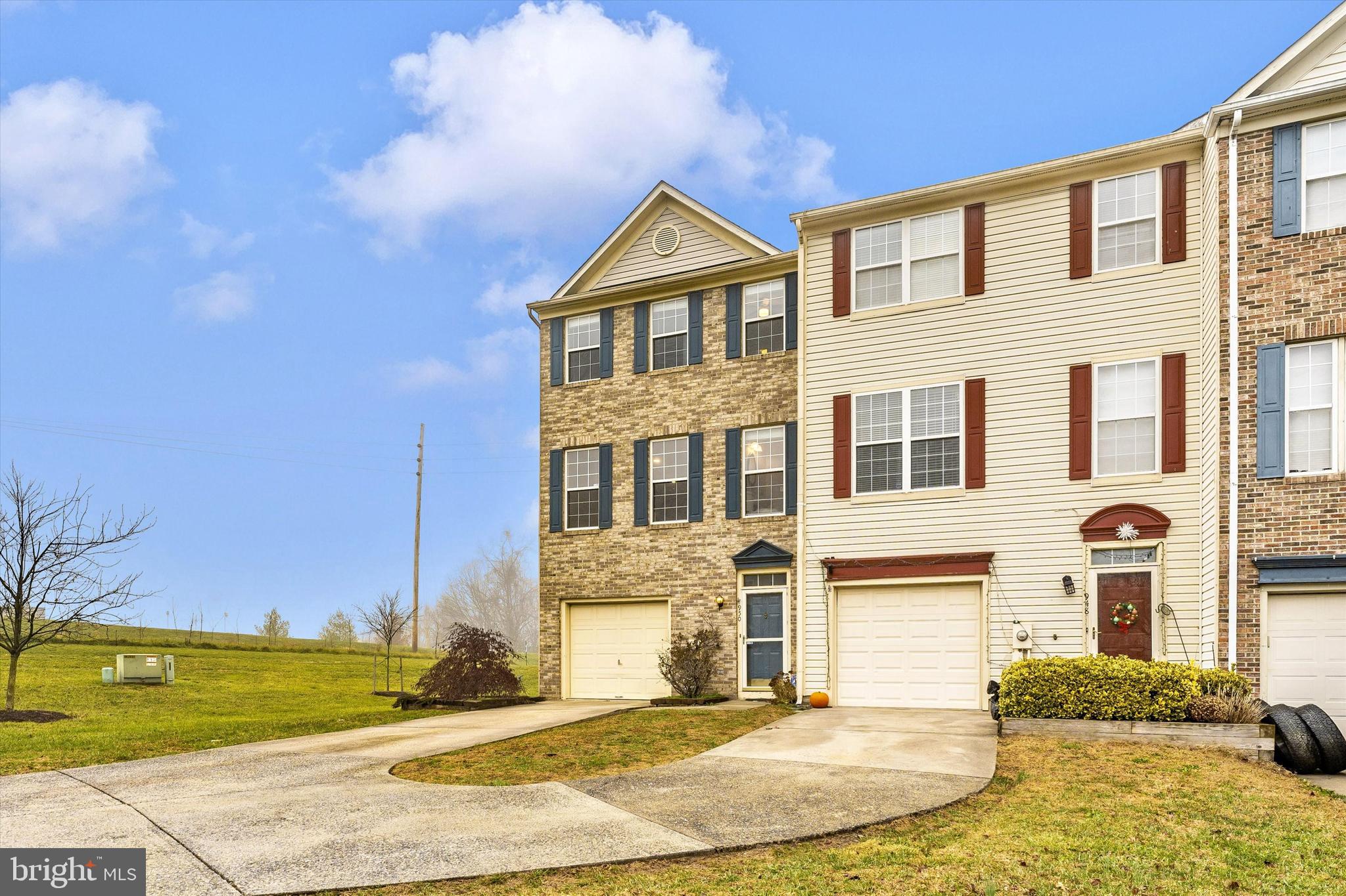 FREDERICKTOWNE VILLAGE - Residential